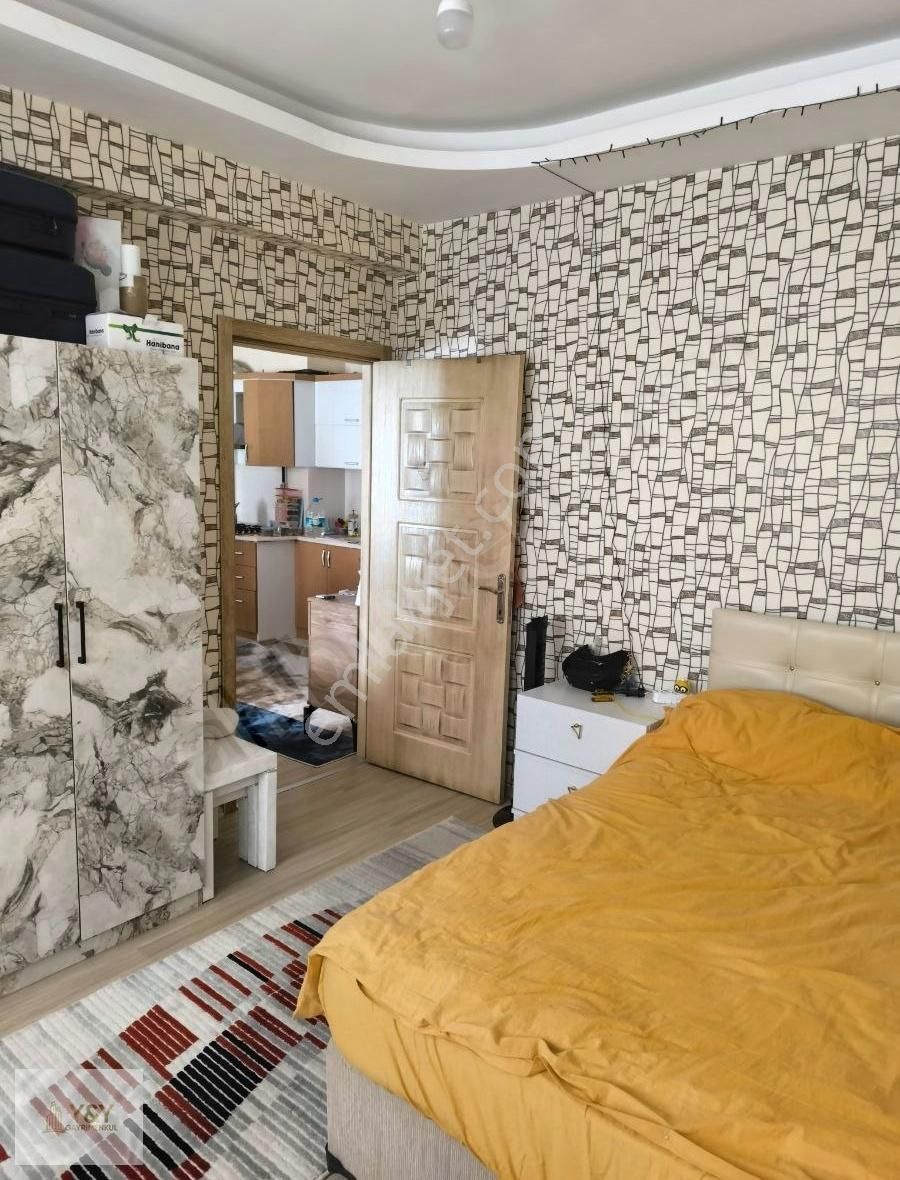 Y&y Gayrimenkul'den Eşyalı Satılık 1+1 Daire
