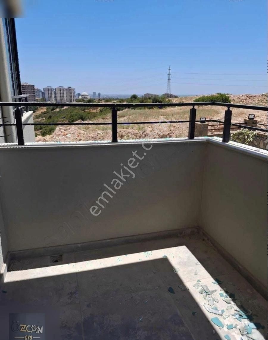 Özcan Gyo'dan Havuzlu Sitede Satılık 3+1 Sıfır Daire Hasarsız - Görsel 13