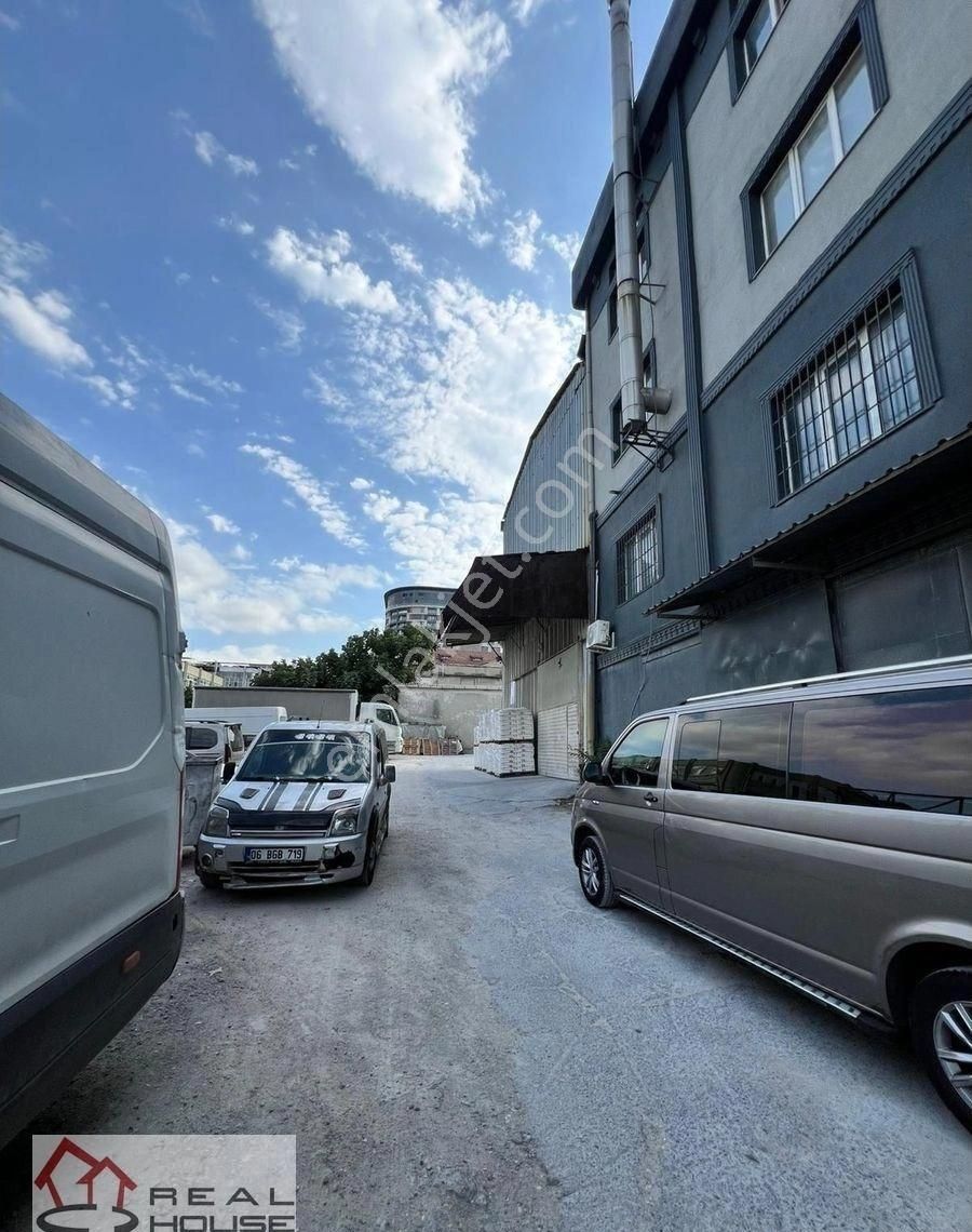 Bayrampaşa Sanayi De Kiralık Depo/imalathane