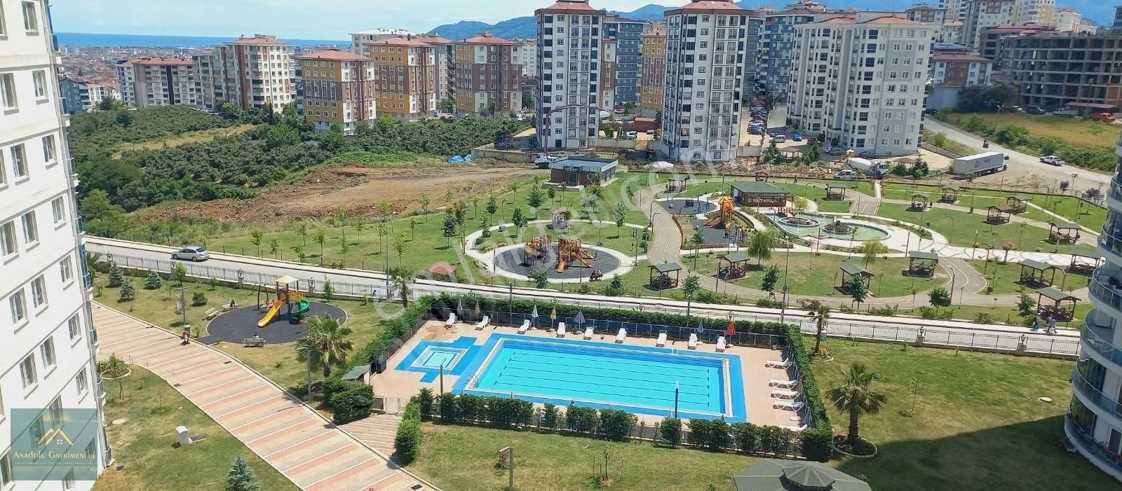 Anadolu Gm.den Şahincili D.hastanesi Yanı 150 M² 3+1 Site Daire