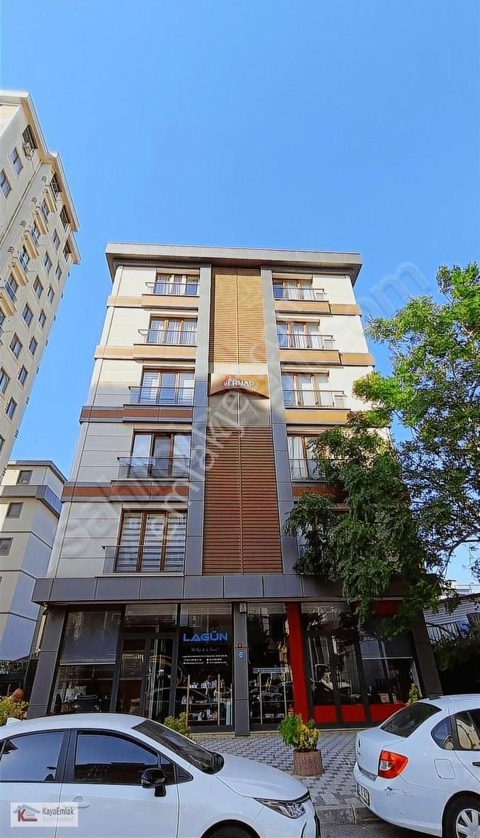 Şerifali'de Kiralık 3+1 Daire