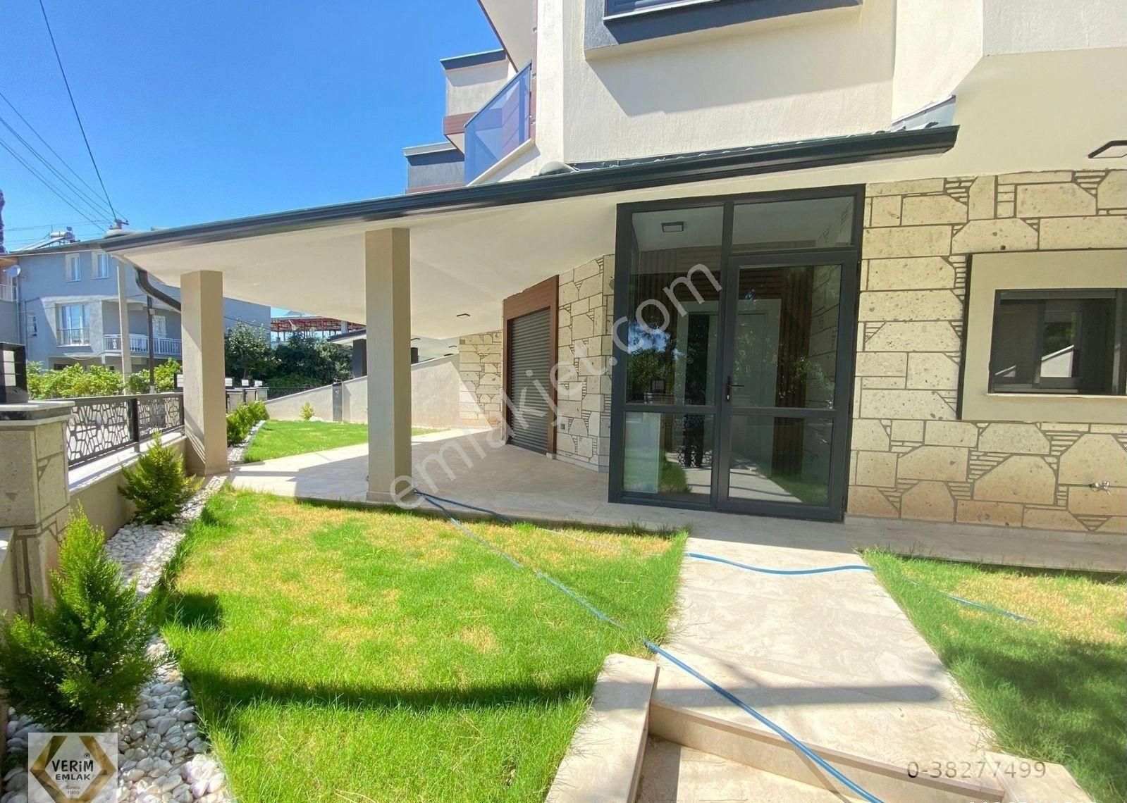 Seferihisar Ürkmez Merkezinde Deniz 750mt Satılık 4+1 Villa