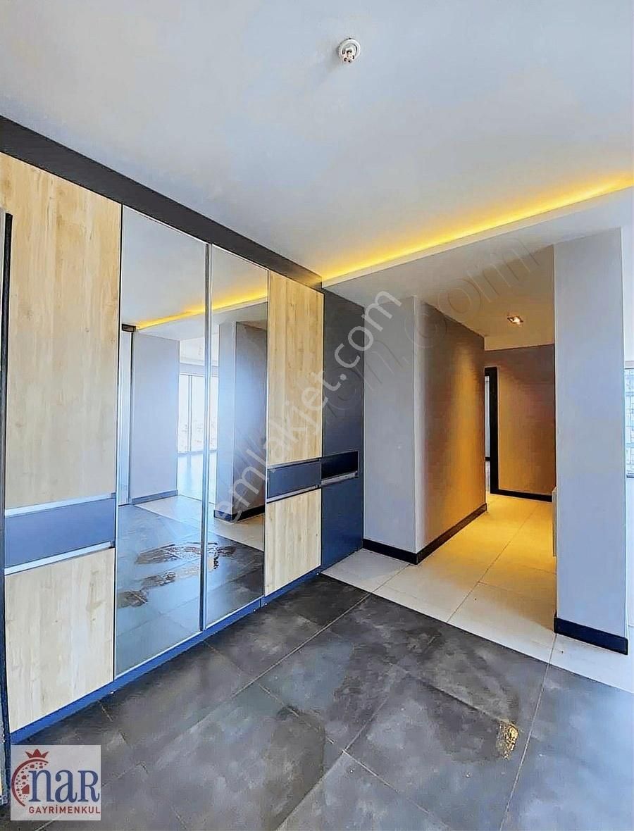 İncek İcon Sitesinde Manzaralı Kiralık Daire