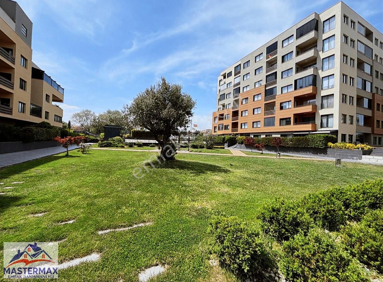 Emlaklarda Terrace Çorlu Sitesinde Muhteşem 220 M2 Arakat Daire