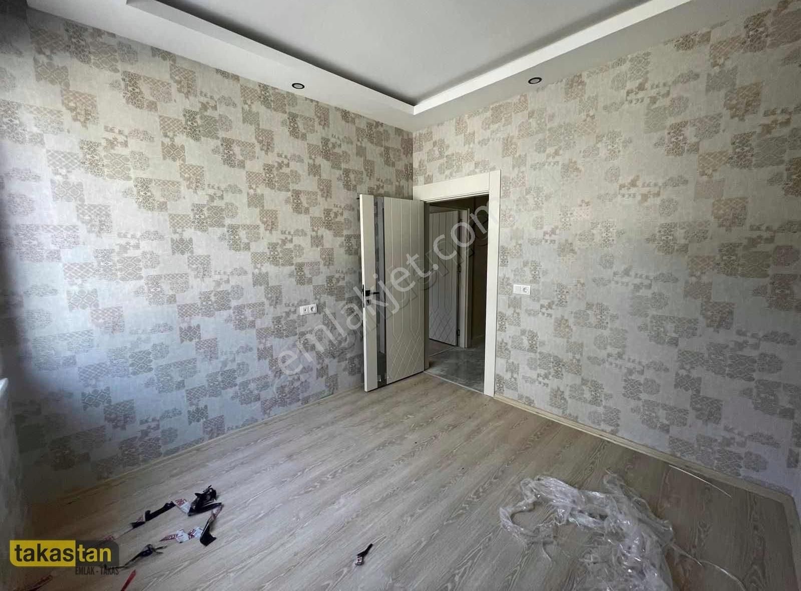 Takastan Emlaktan Fıstıklık Merkezde Satılık 3+1 Lüxs Daire - Görsel 21