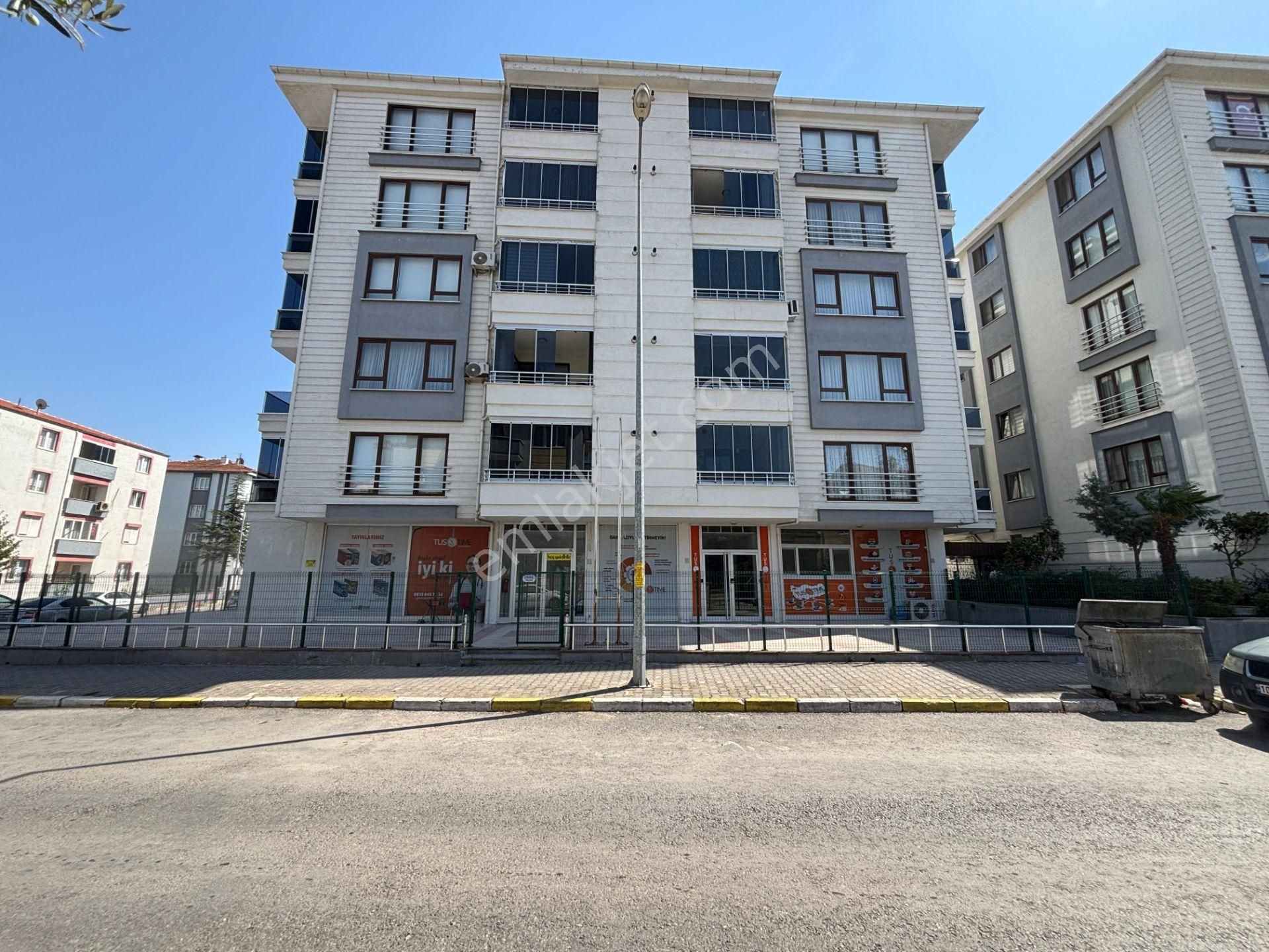 Cb King'den Plevne Mahallesinde Satılık 4+1 Havuzlu Lüks Daire - Görsel 2