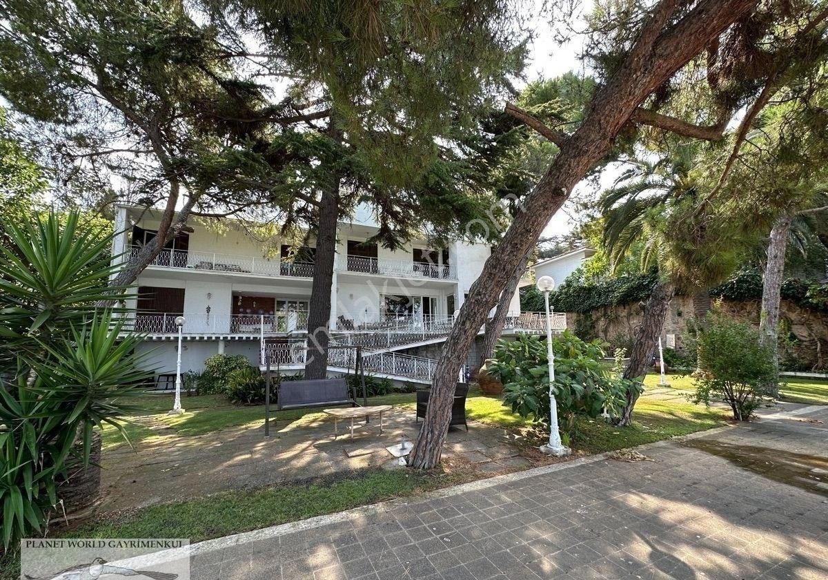 Planet'ten 3289m2 Düz Arazili Mükemmel Manzaralı Denize Sıfır İhtişamlı Müstakil Yalı - Görsel 30