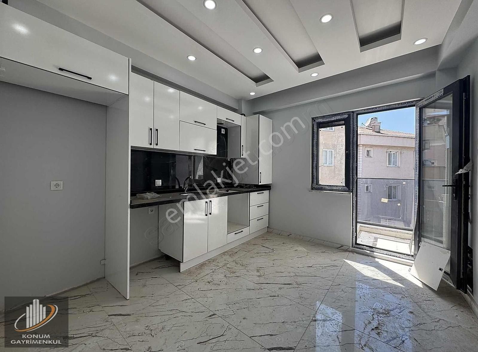 Konum Emlaktan Emek Mh. Satılık Asansörlü Lüks 2+1 Ara Kat - Görsel 13