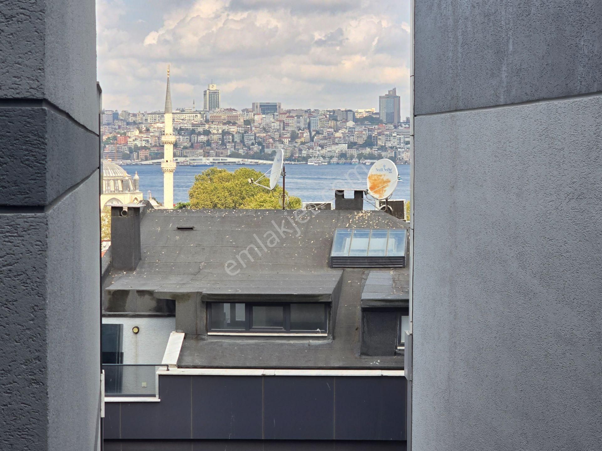 Tam Merkezde Sıfır Binada Kısmi Manzaralı 2+1 85 M2 Fırsat Daire