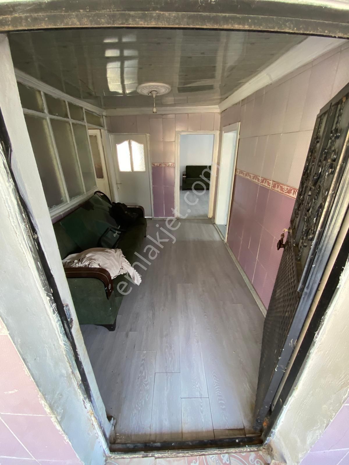 İzmir Kınık Arpaseki Köyü'nde Satılık Müstakil Bahçeli Köy Evi - Görsel 4