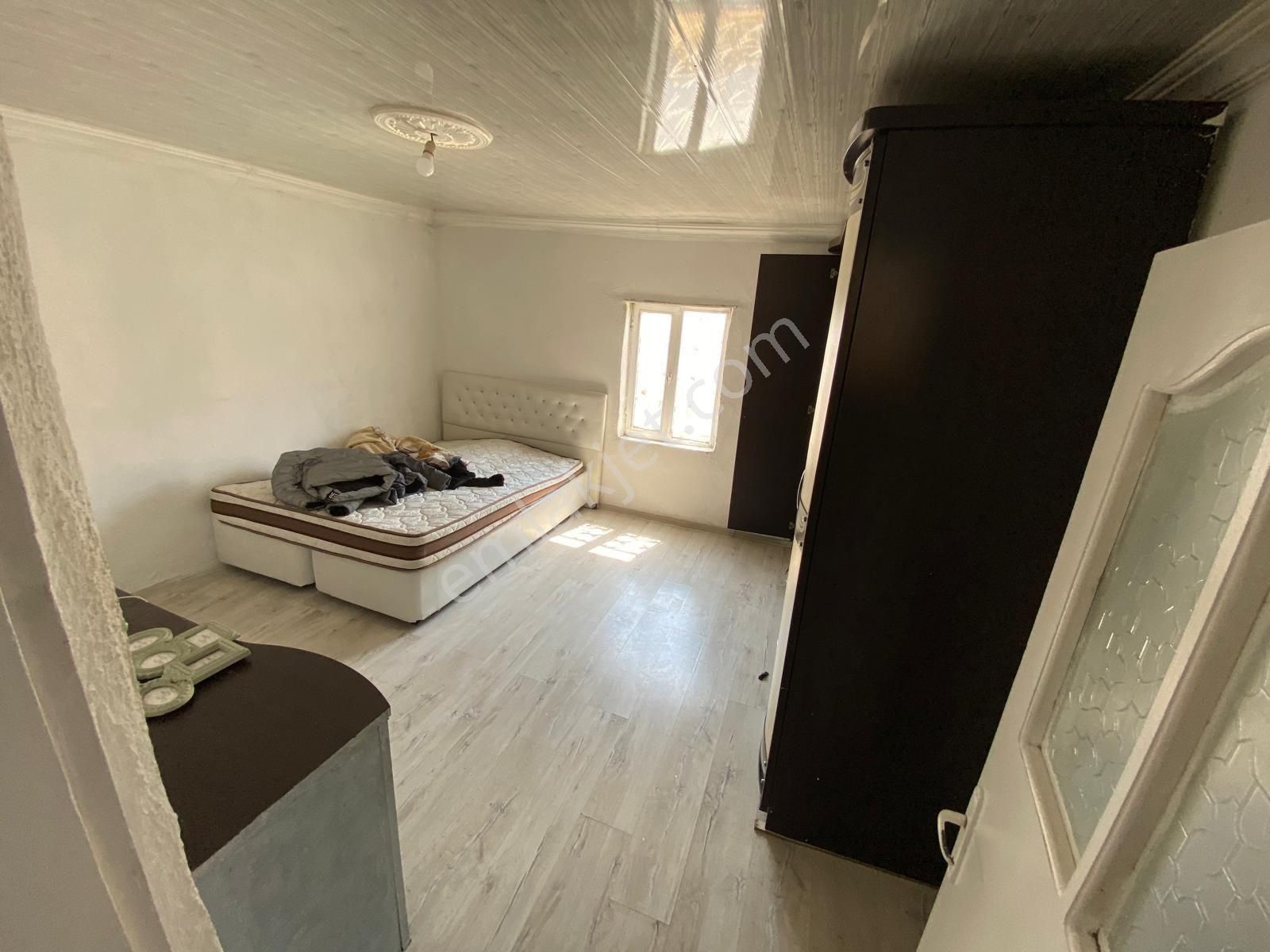 İzmir Kınık Arpaseki Köyü'nde Satılık Müstakil Bahçeli Köy Evi - Görsel 2