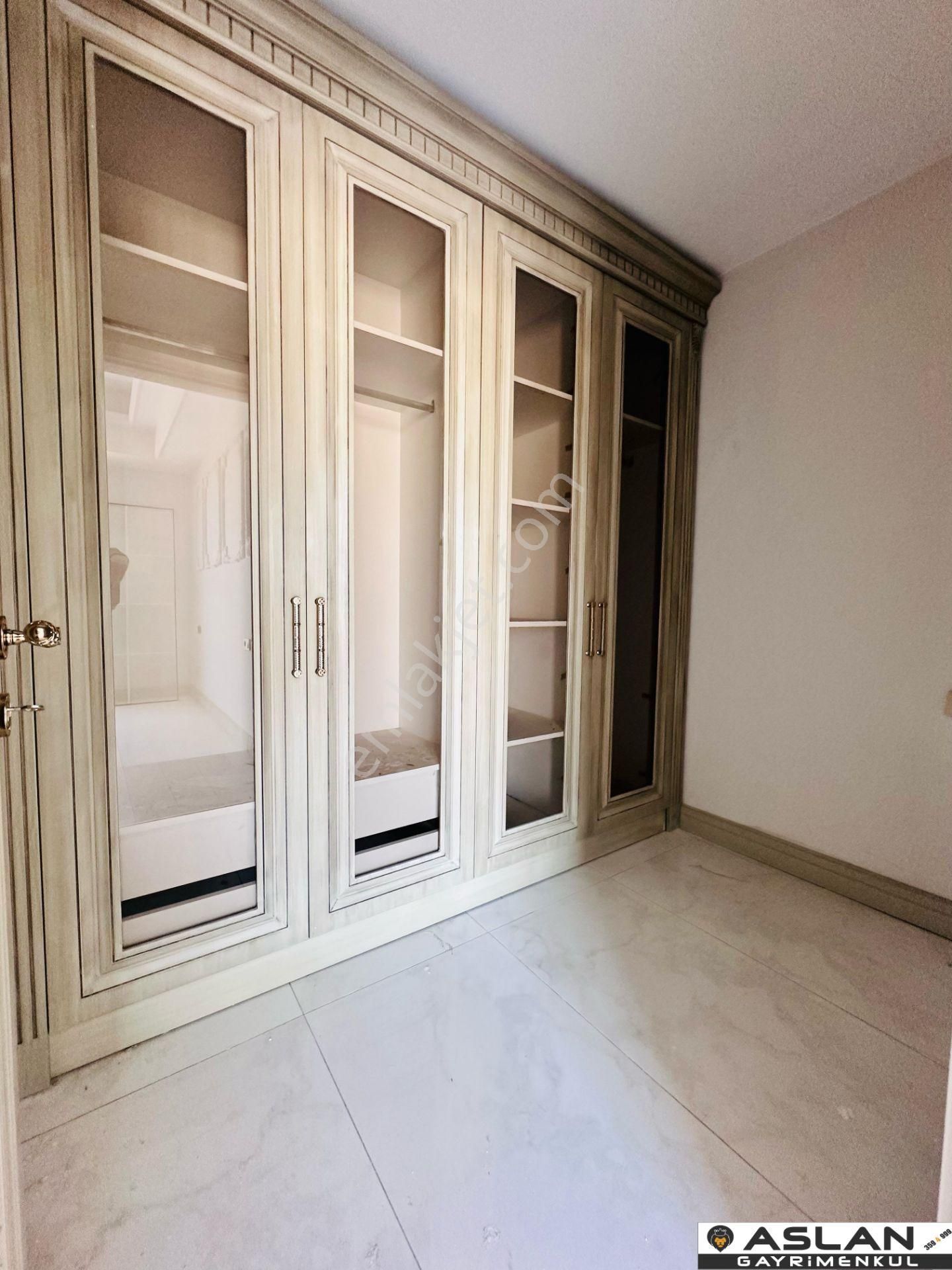 Aslan'dan Mezitli De Havuzlu Beyaz Eşyalı Ve Klilmalı Lüx 4+1 - Görsel 20