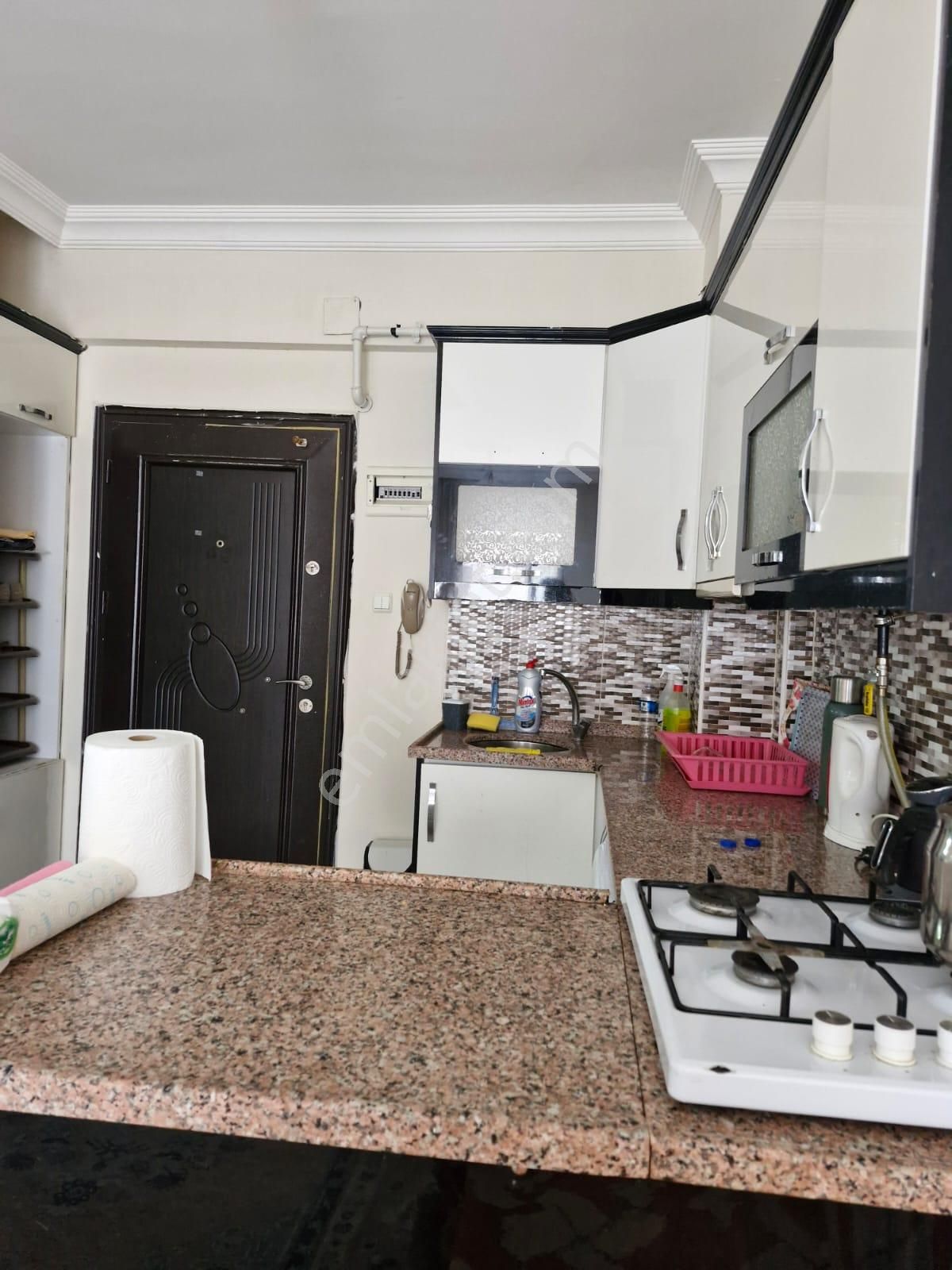 Ayyıldız Emlaktan 65 M2 2+1 Eşyalı Kiracılı Ara Kat Stüdyo - Görsel 8