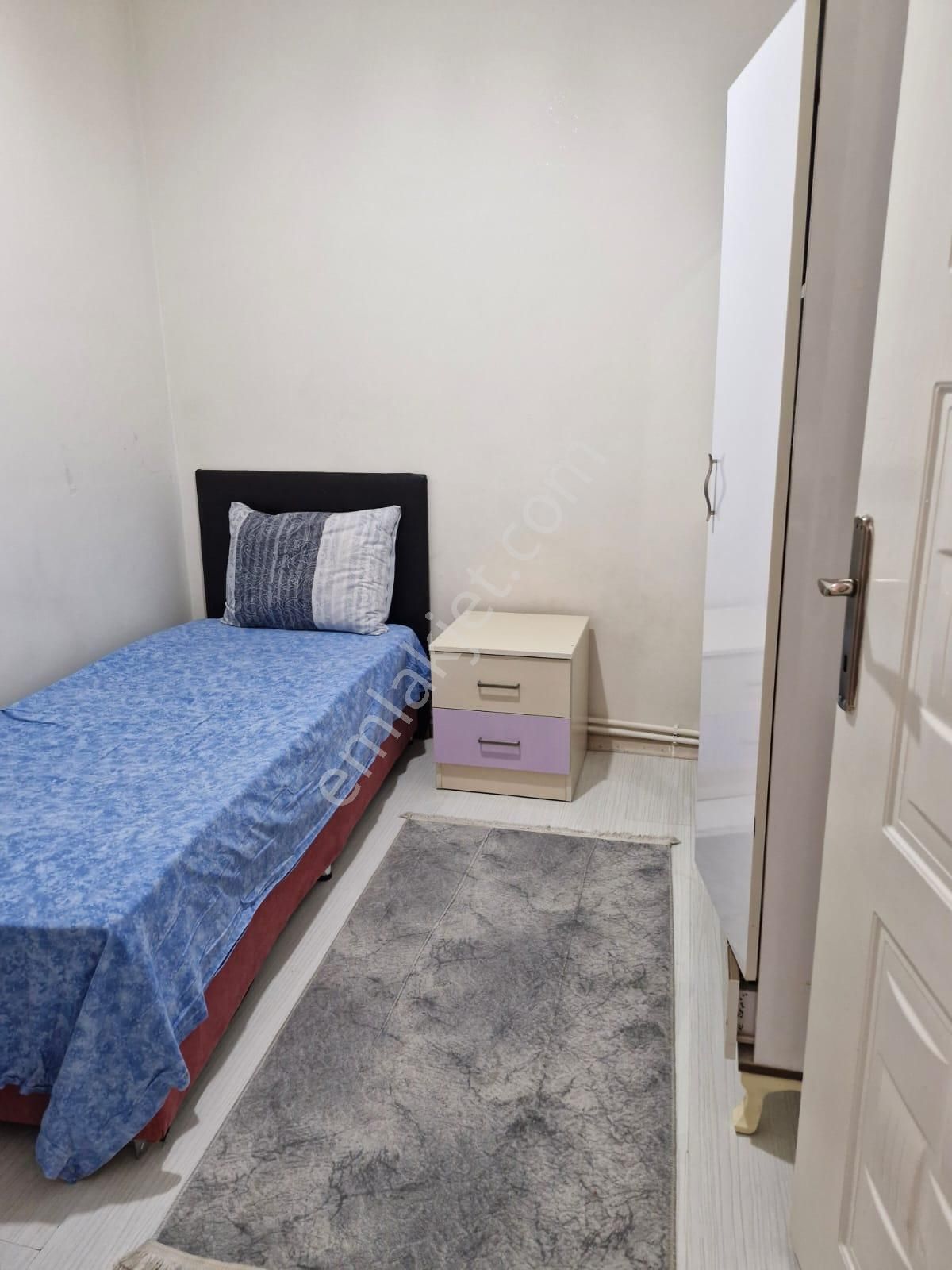 Ayyıldız Emlaktan 65 M2 2+1 Eşyalı Kiracılı Ara Kat Stüdyo - Görsel 3