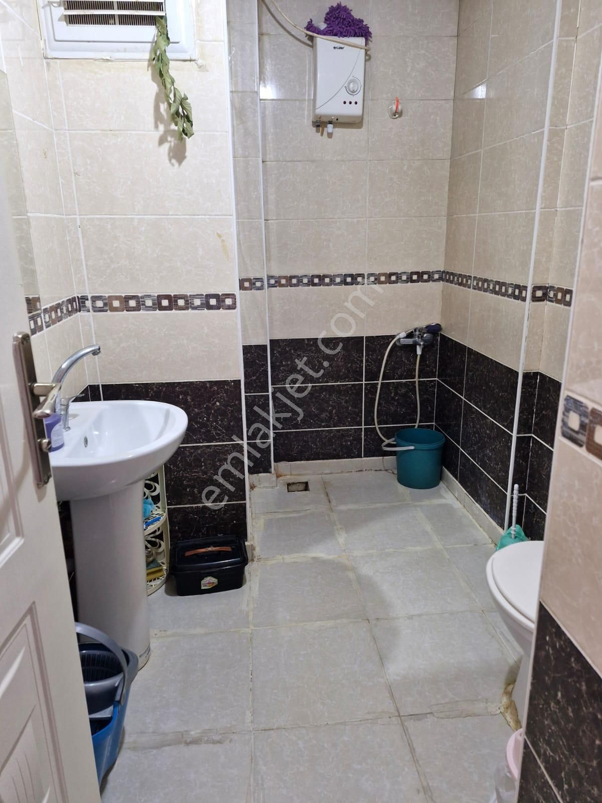 Ayyıldız Emlaktan 65 M2 2+1 Eşyalı Kiracılı Ara Kat Stüdyo - Görsel 2