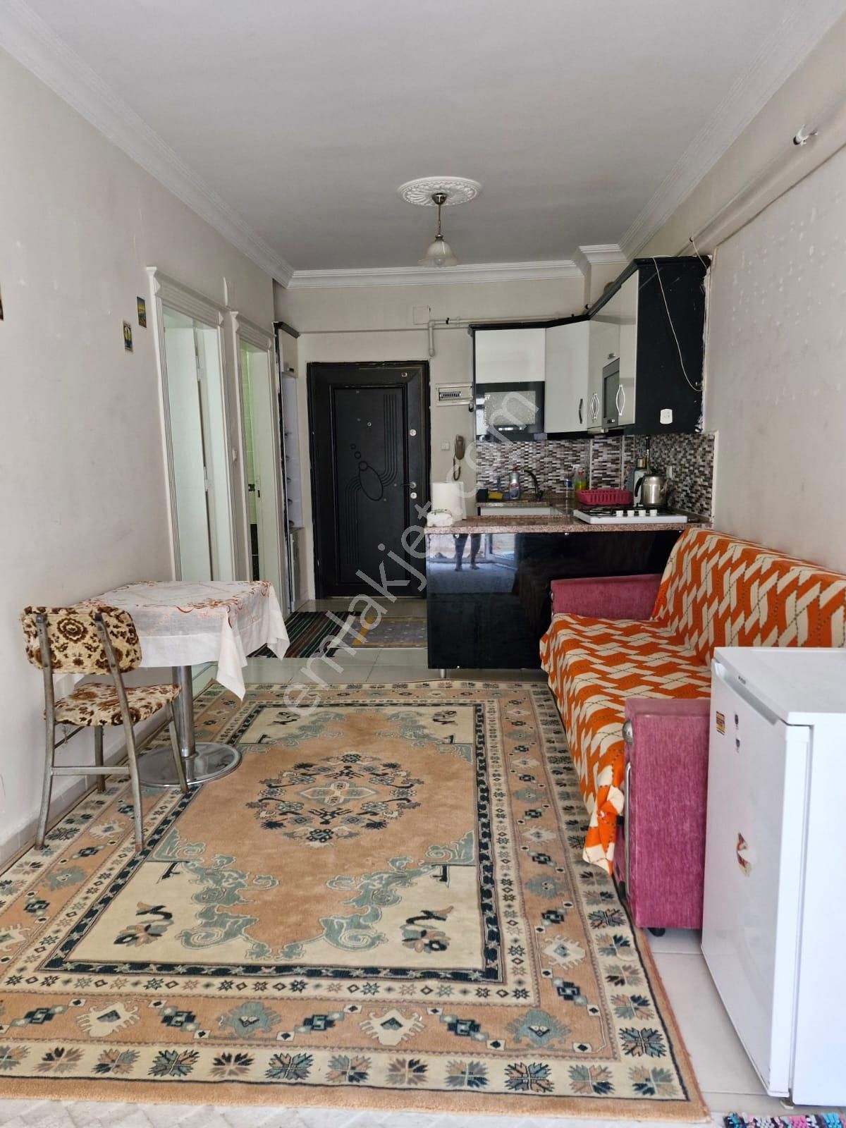 Ayyıldız Emlaktan 65 M2 2+1 Eşyalı Kiracılı Ara Kat Stüdyo