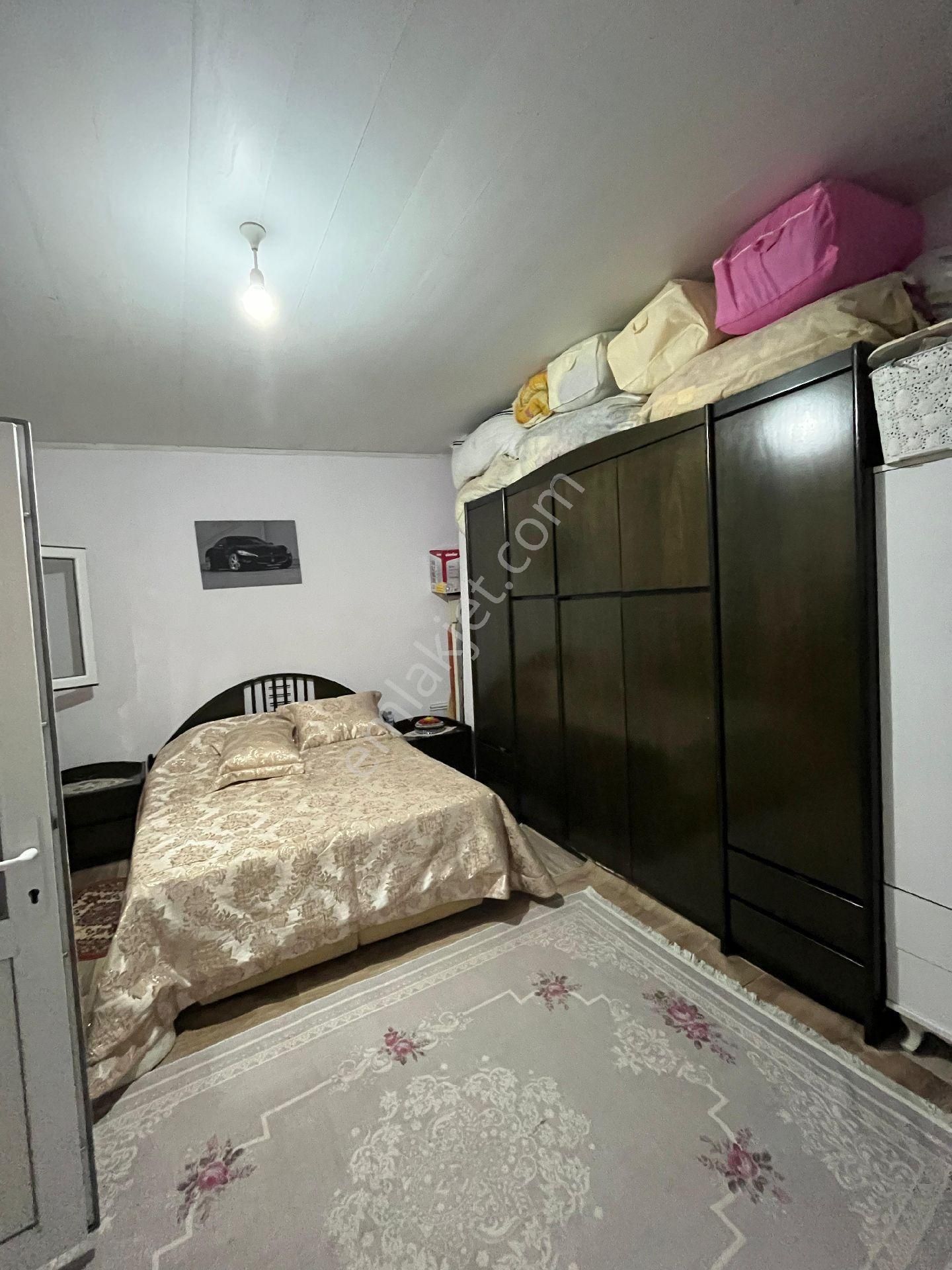 İzmir Konak Tuzcu Mah.de 4+1 Müstakil İki Katlı Satılık Bina - Görsel 15