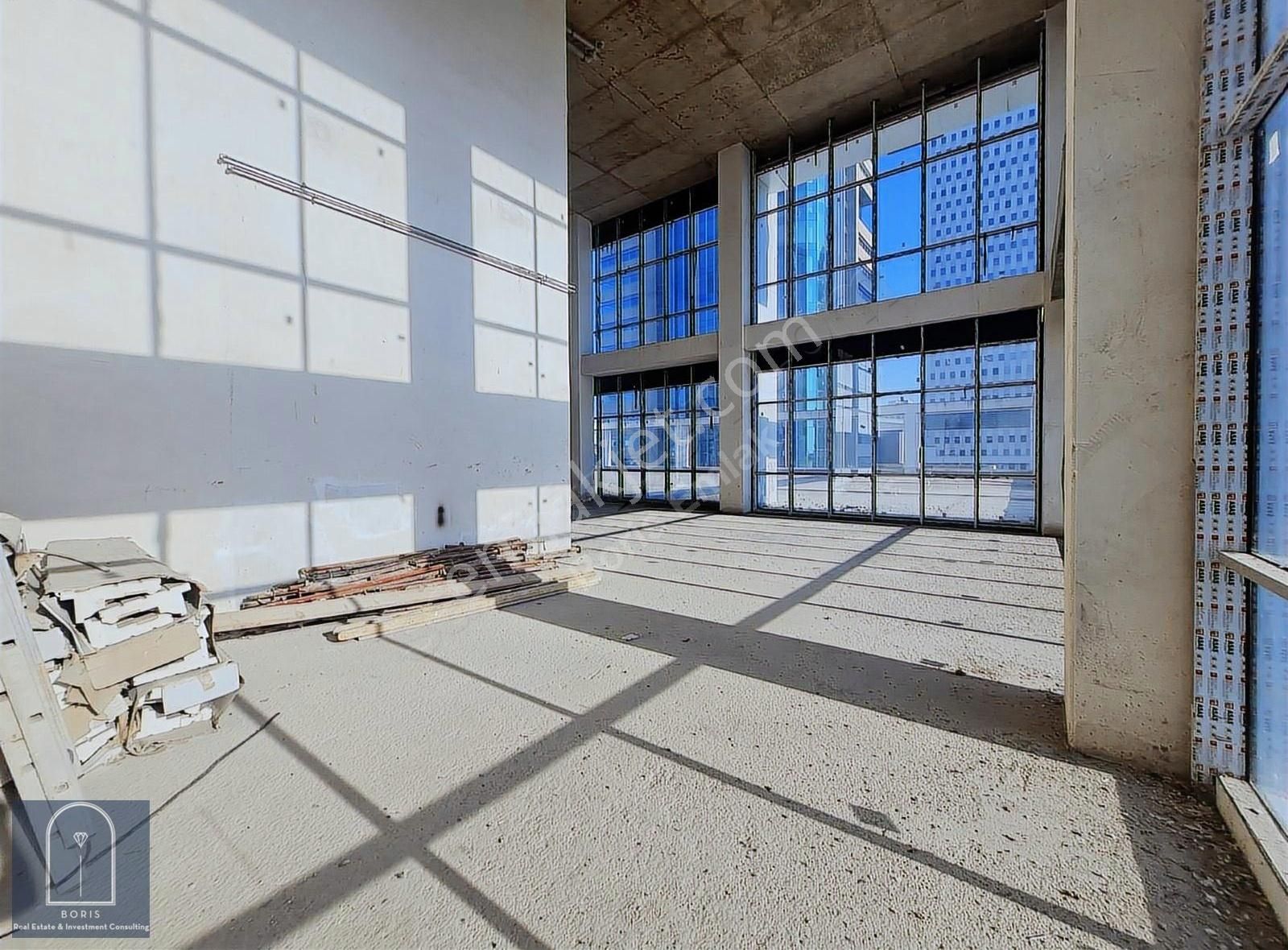 Konya Yolunda Prestijli İşletmelere Uygun 3100 M² Ticari Mekan