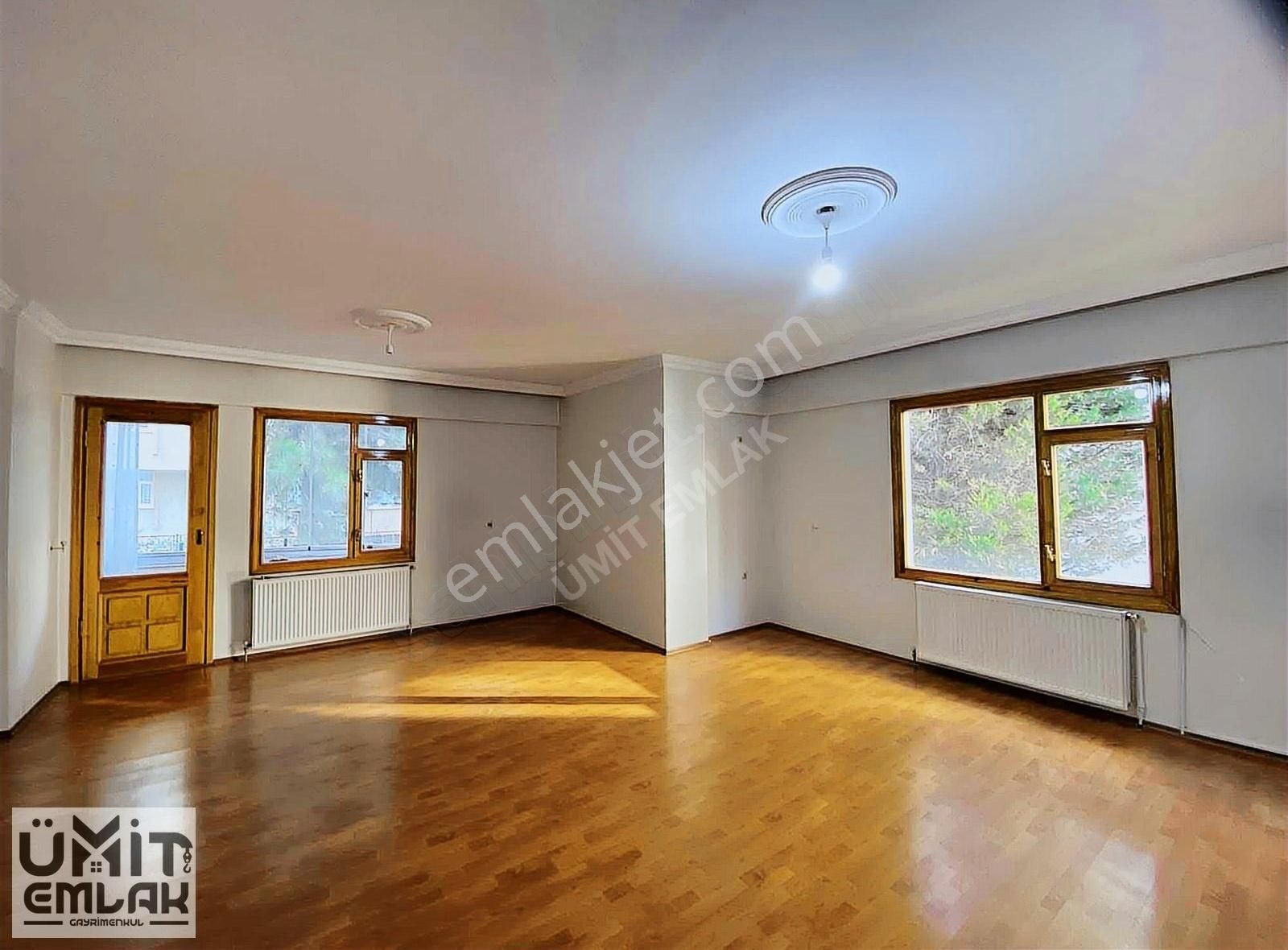 Ümit Emlak'tan Ataşehir Kanal Boyu Yaşamkent Sitesi 3+1 Kiralık