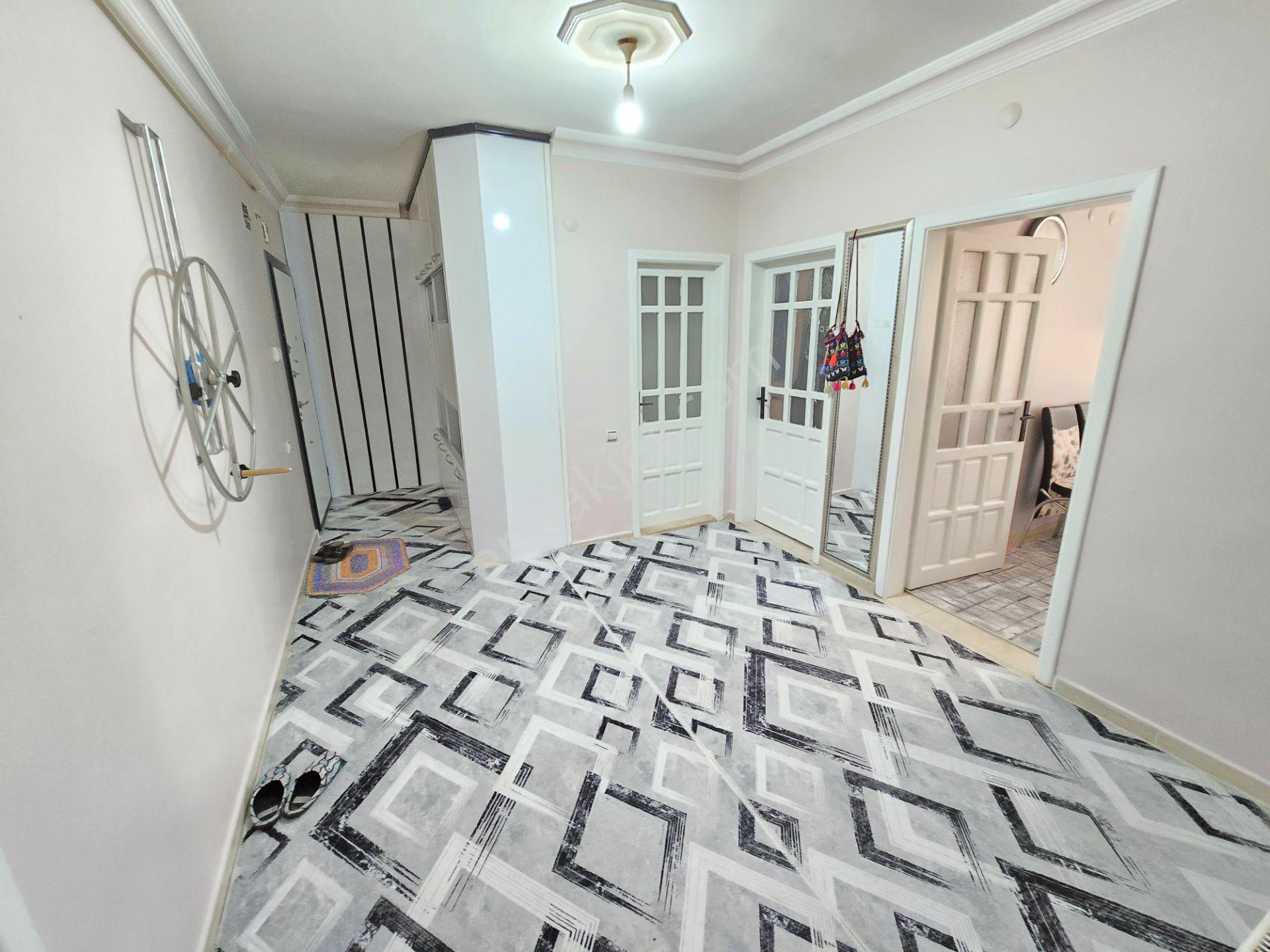 Hamidiye Mah. Çerkez Mezarlığı Yanı 3+1 Güney Cephe Satılık Daire - Görsel 3