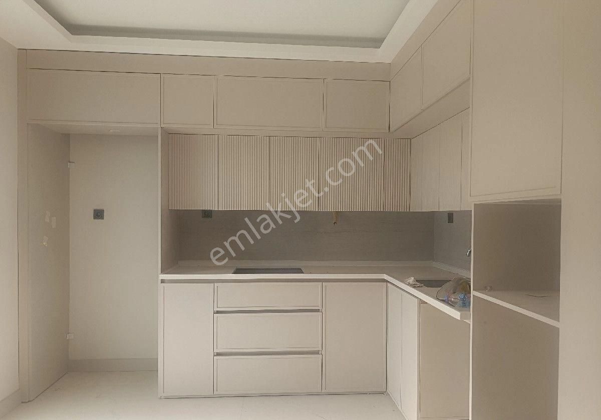 Atatürk Mh Armos Suit'te Tarsus Manzalı Daire