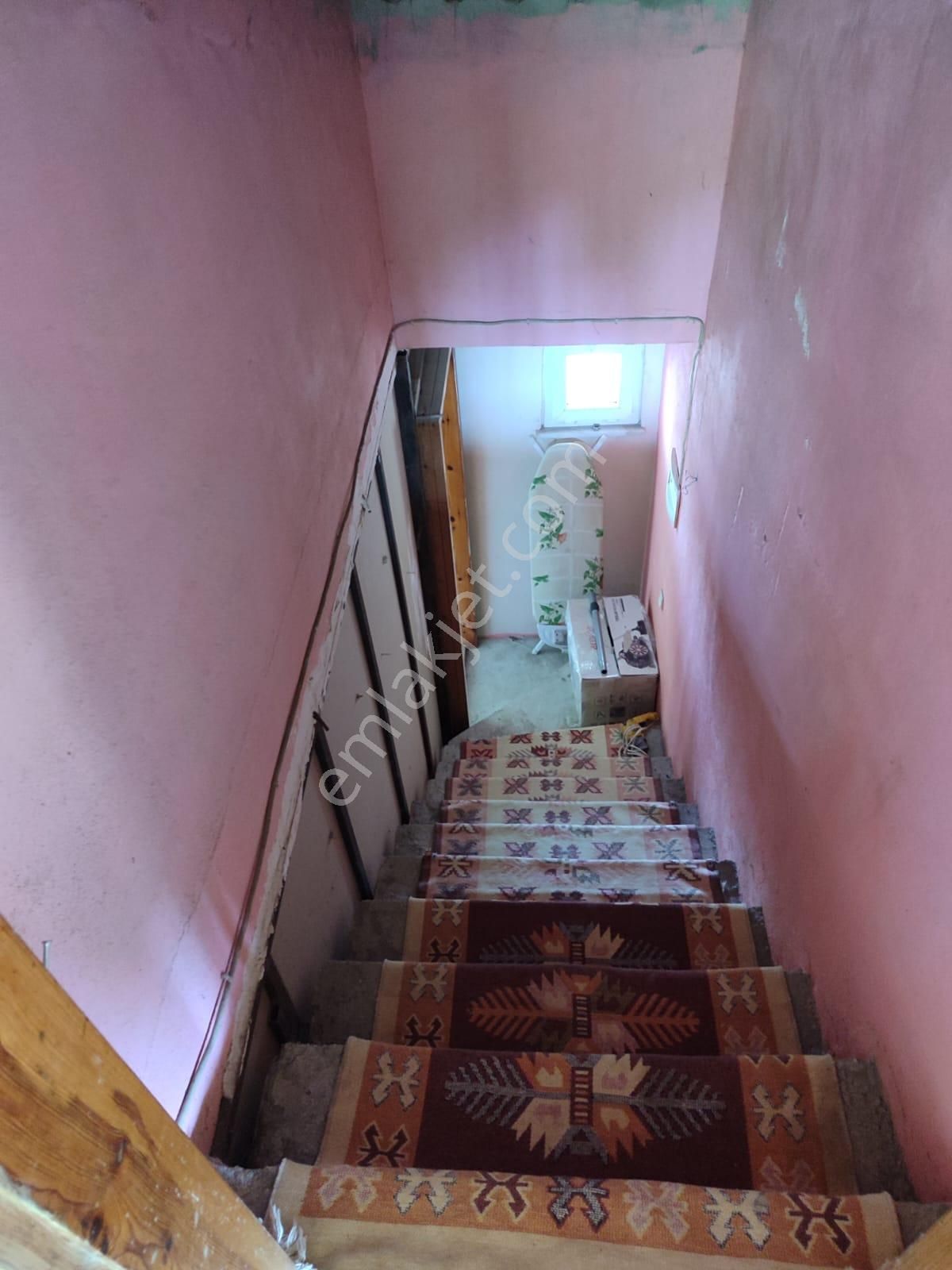 Özgür İnşaat"tan Silivri"de 3 Katlı Müstakil Villa İhtiyaçtan Satılık !!! - Görsel 26