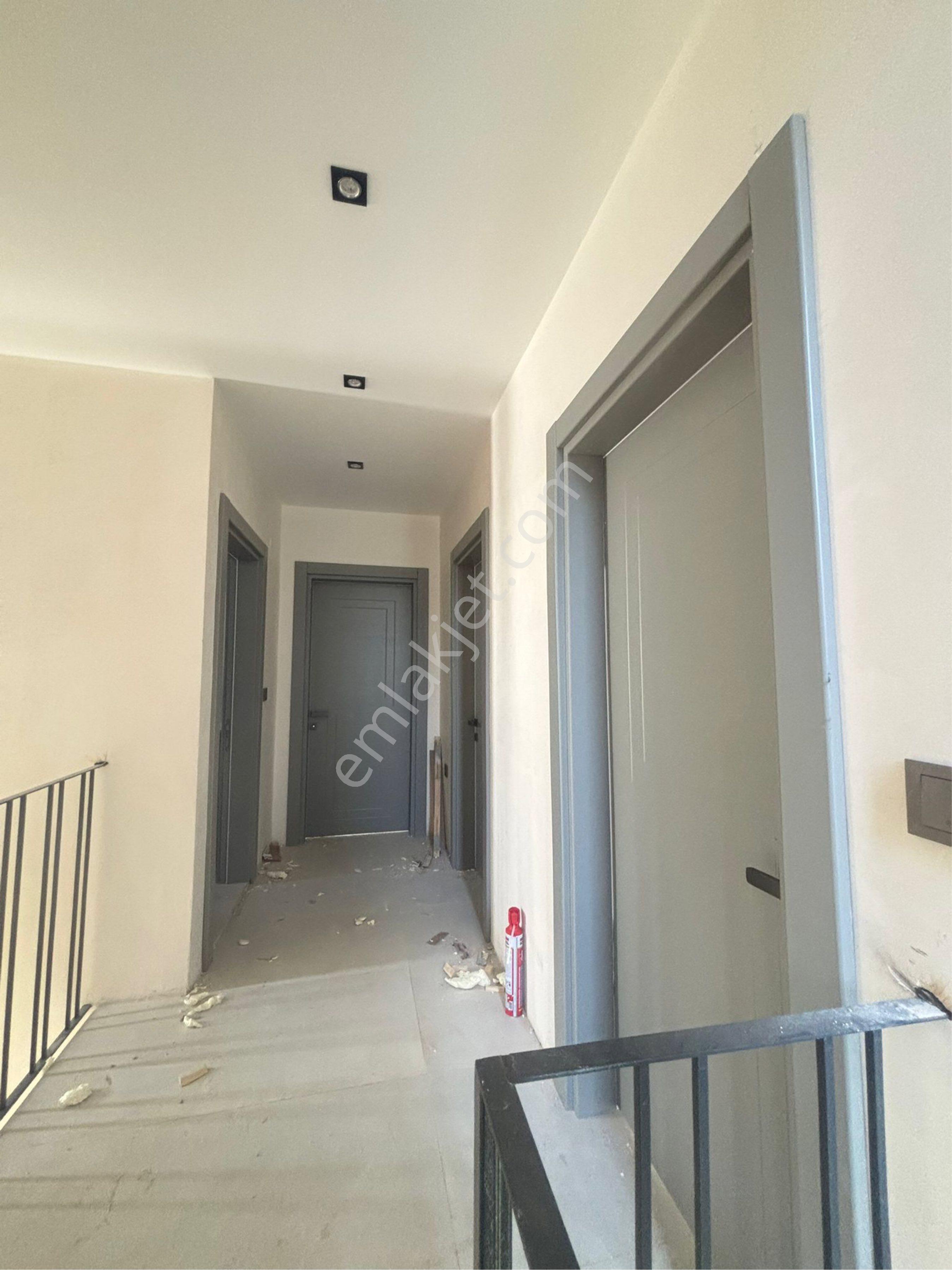 Kuşadası Davutlar'da 3+1 Özel Havuzlu Satılık Villalar - Görsel 9