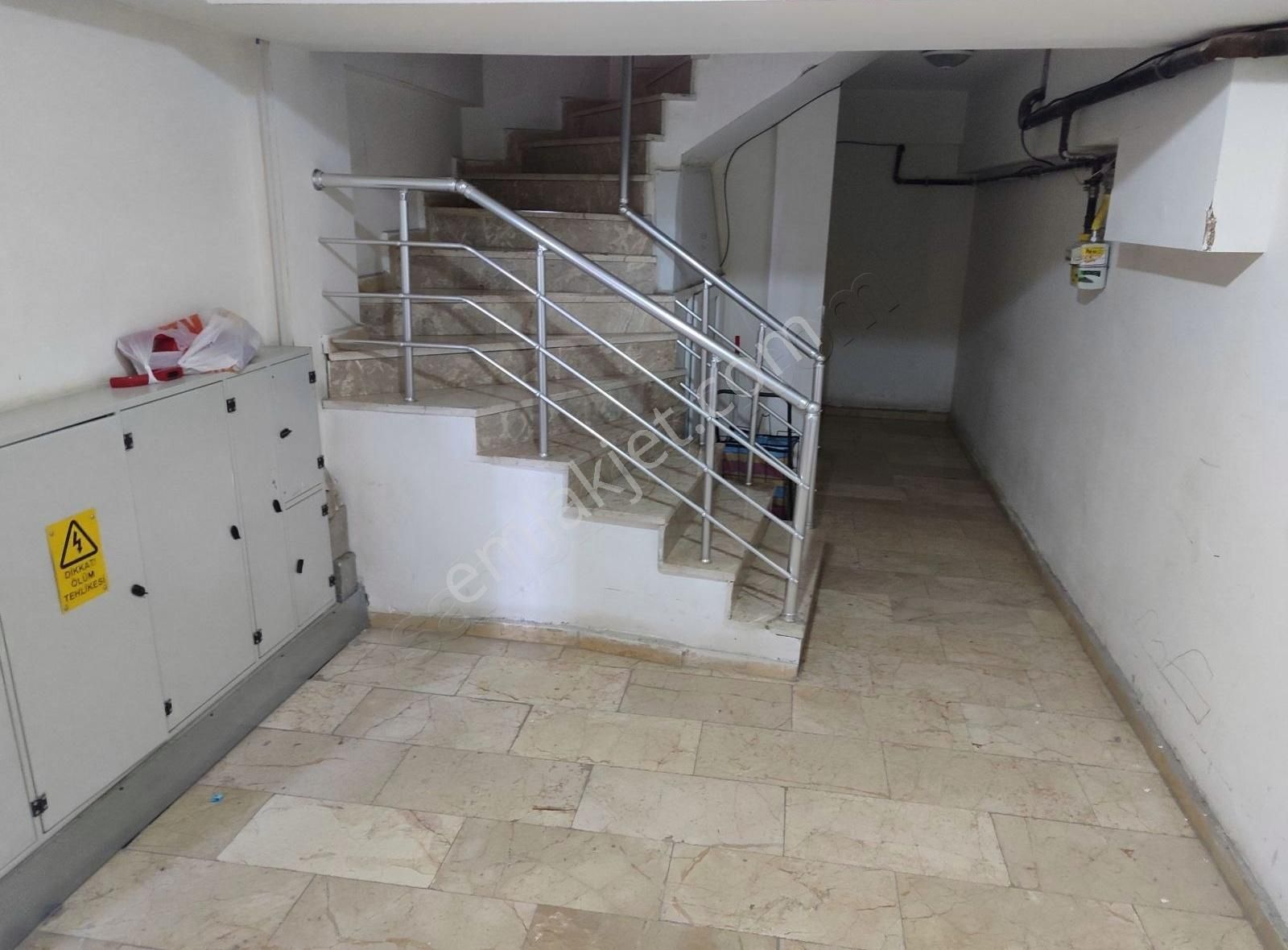 Asel'den Çarşı 3 Dk Mesafe 1+1 Eşyalı Asansörlü Arakat Daire - Görsel 13