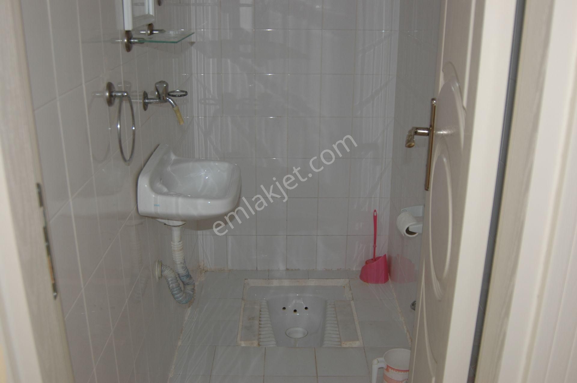 Antalya Konyaaltı Uncalı Siteler Mahallesi 80m2 1+1 4 Kat Balkonlu 23.000tl - Görsel 4