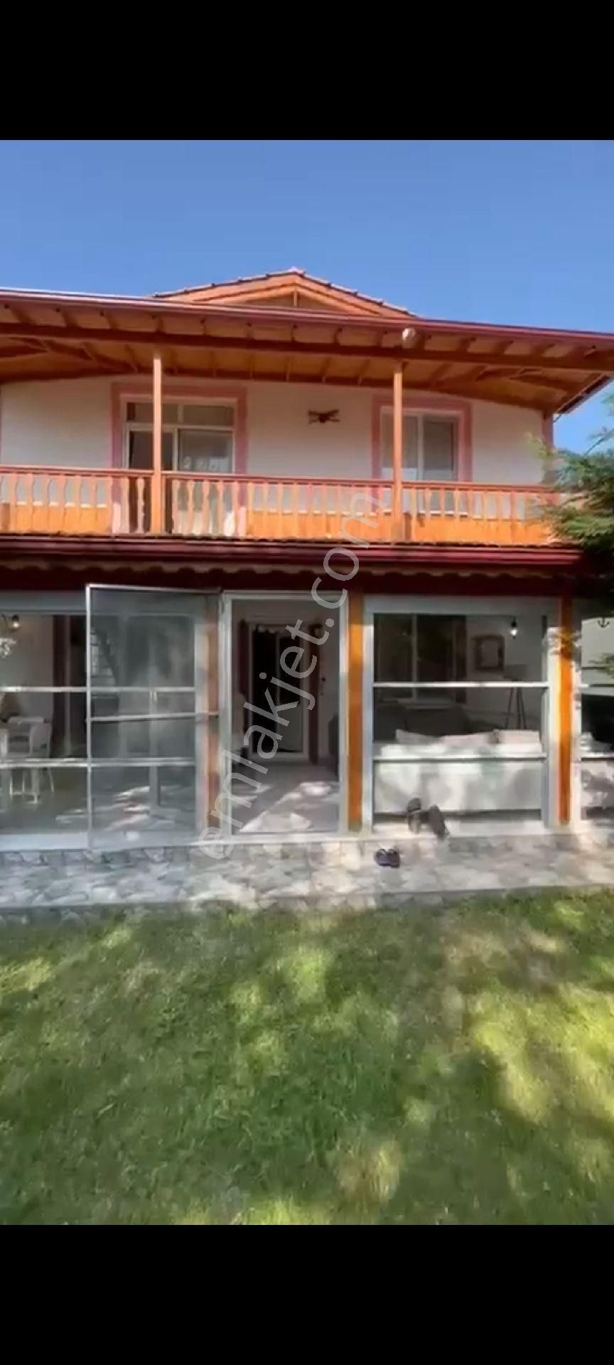 Akyol Gayrimenkul Den Satlık Balikesir Cınarlıda Düblks Villa