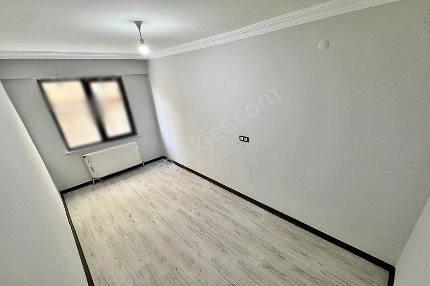 Metin Yapı'dan 130 M2 İskanlı Kombili Cadde Üzeri Yatırımlık Ön Cephe Satılık 3+1 Daire!!! - Görsel 12