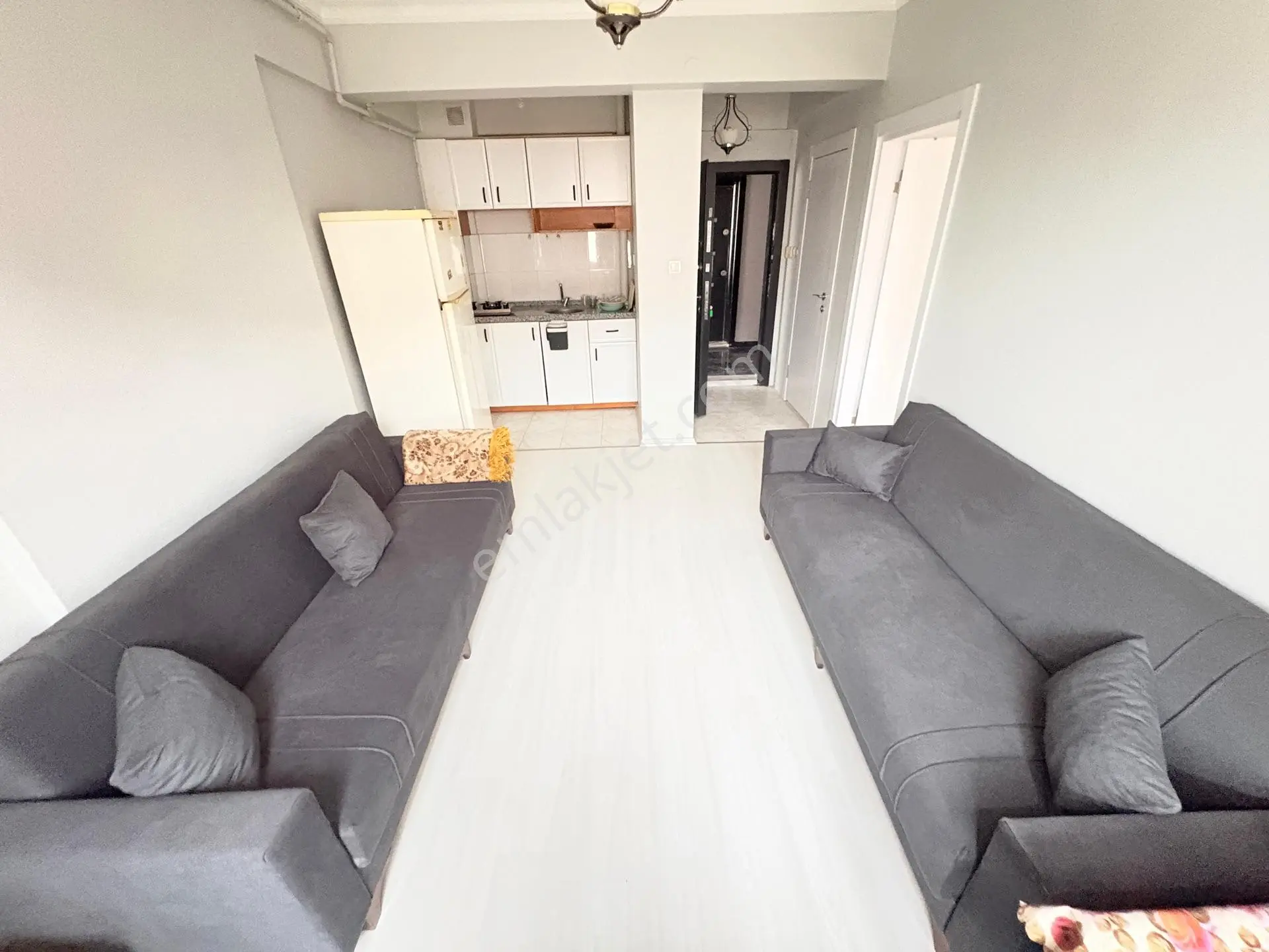 Marmara'dan Esentepe'de 1+1 Eşyalı Kiralık Daire - Görsel 2
