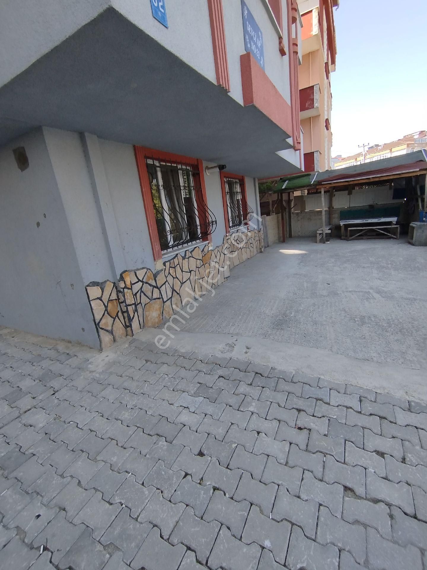 Gumustepe Gayrımenkul