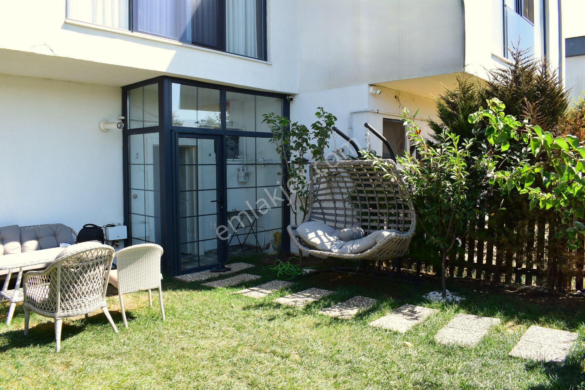 Güzelce Oasıs Villalarında 6+1 Müstakil, Deniz Manzaralı Villa - Görsel 2