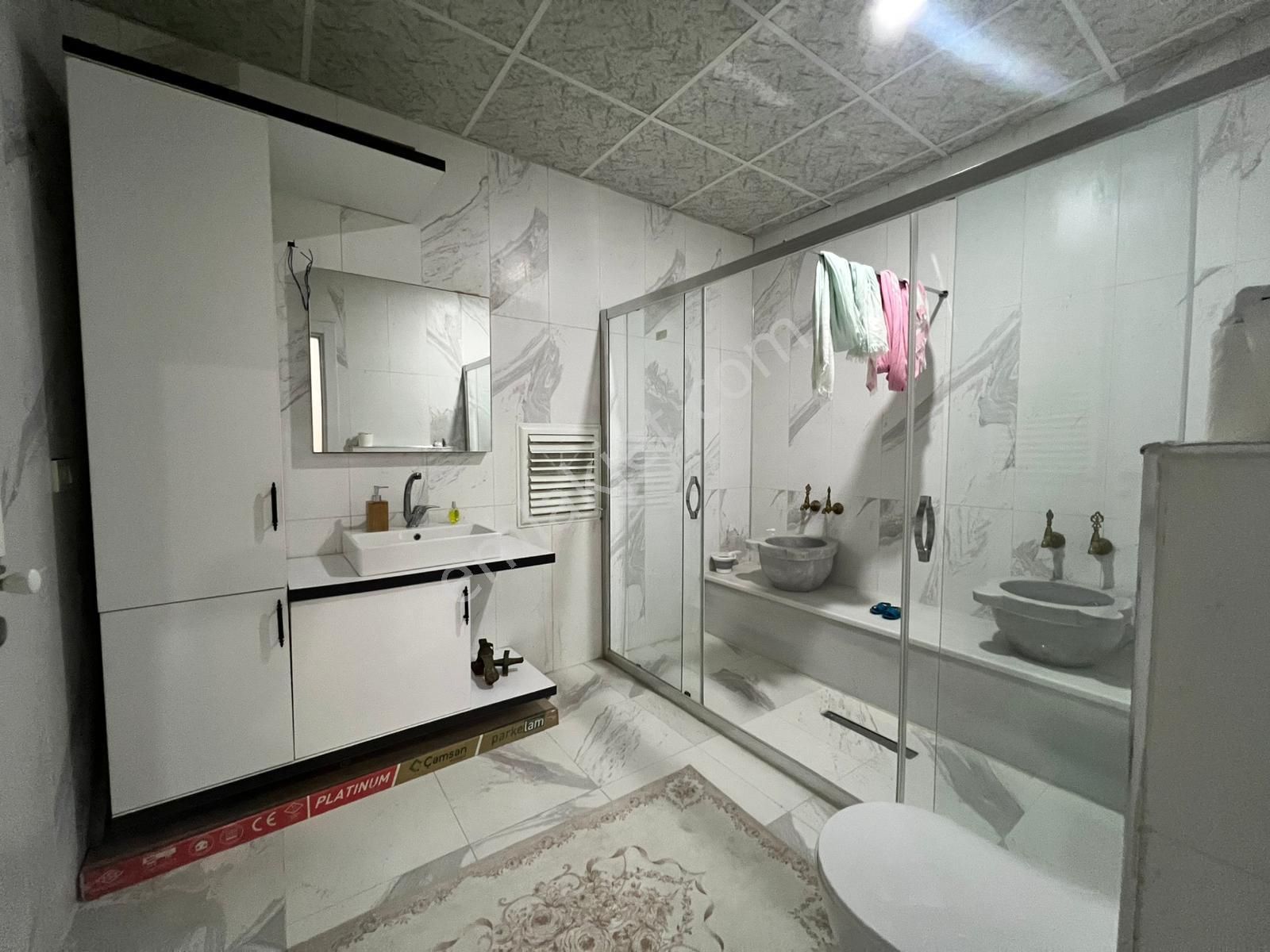 Güzelce Oasıs Villalarında 5+1 Havuzlu, Deniz Manzaralı Villa - Görsel 25