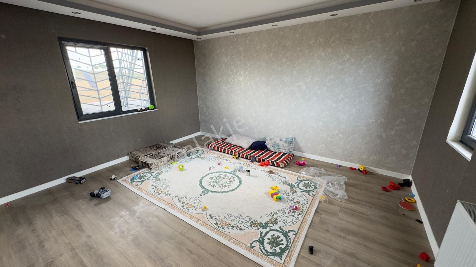 World İlkevim'den Küçükakziyaret'de Havuzlu Kiralık Villa - Görsel 7