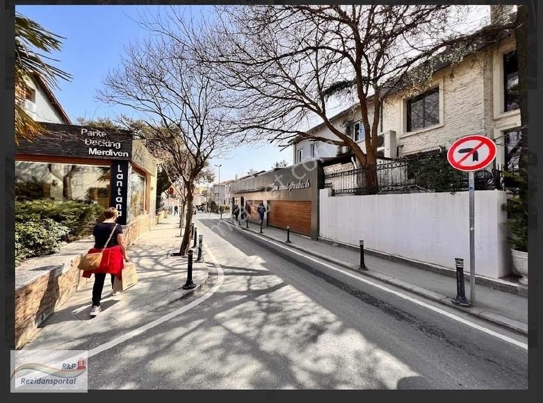 Leventte Kiralık Villa Özel Dizayn Edilmiş Vip Muayenehane