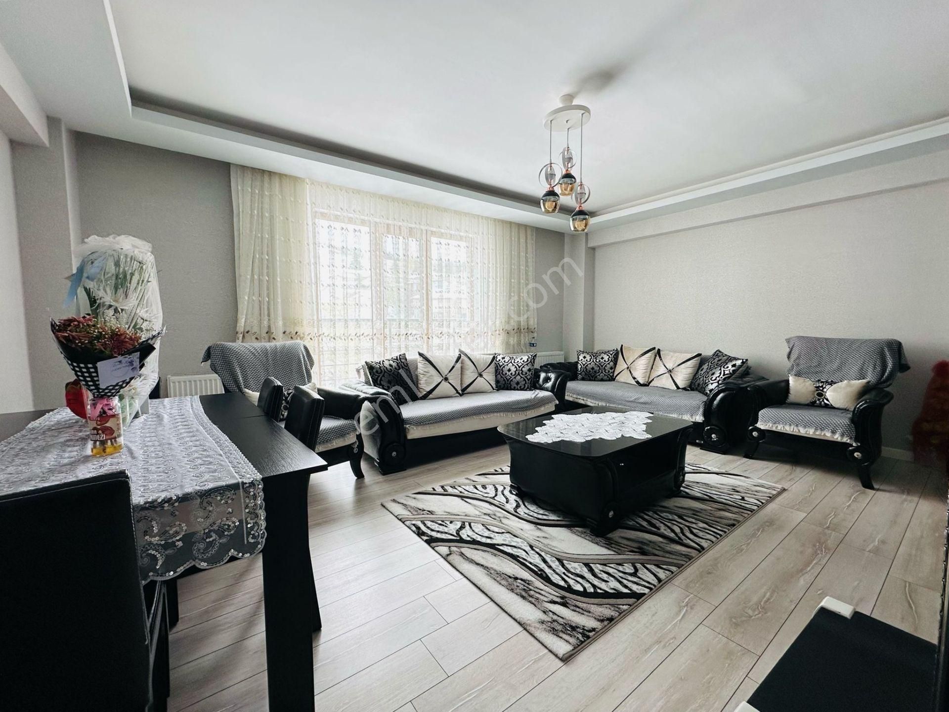 Feridunçelik'te Ebeveyn Banyolu Asansörlü Full Yapılı Teras Balkonlu 3+1 Katta Satılık Daire ! - Görsel 7