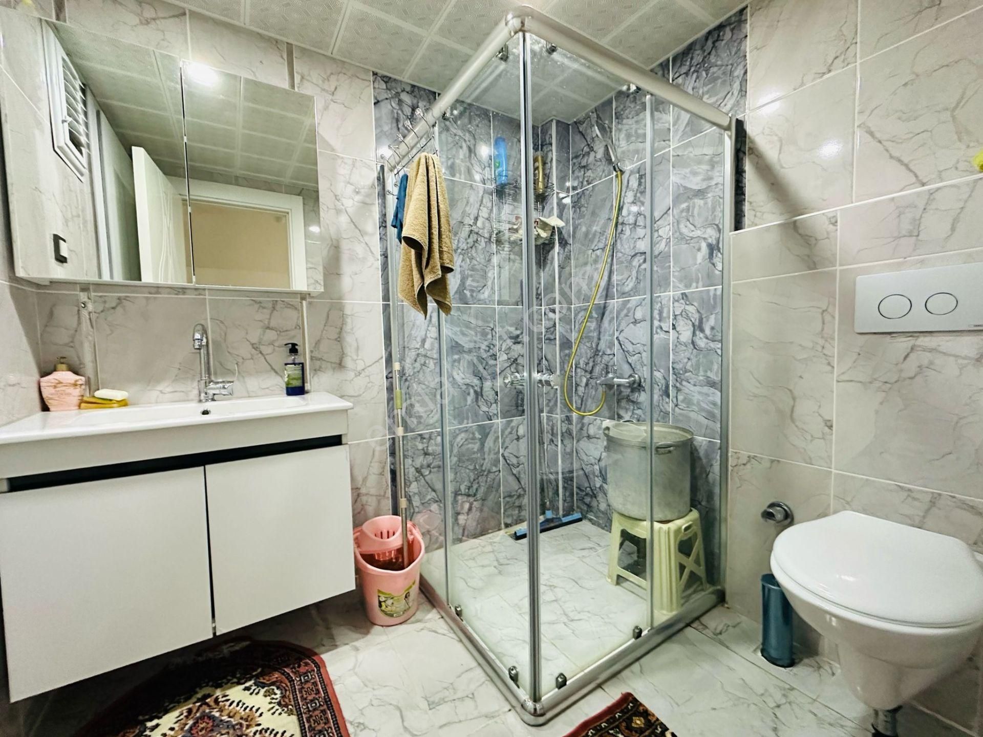 Feridunçelik'te Ebeveyn Banyolu Asansörlü Full Yapılı Teras Balkonlu 3+1 Katta Satılık Daire ! - Görsel 22