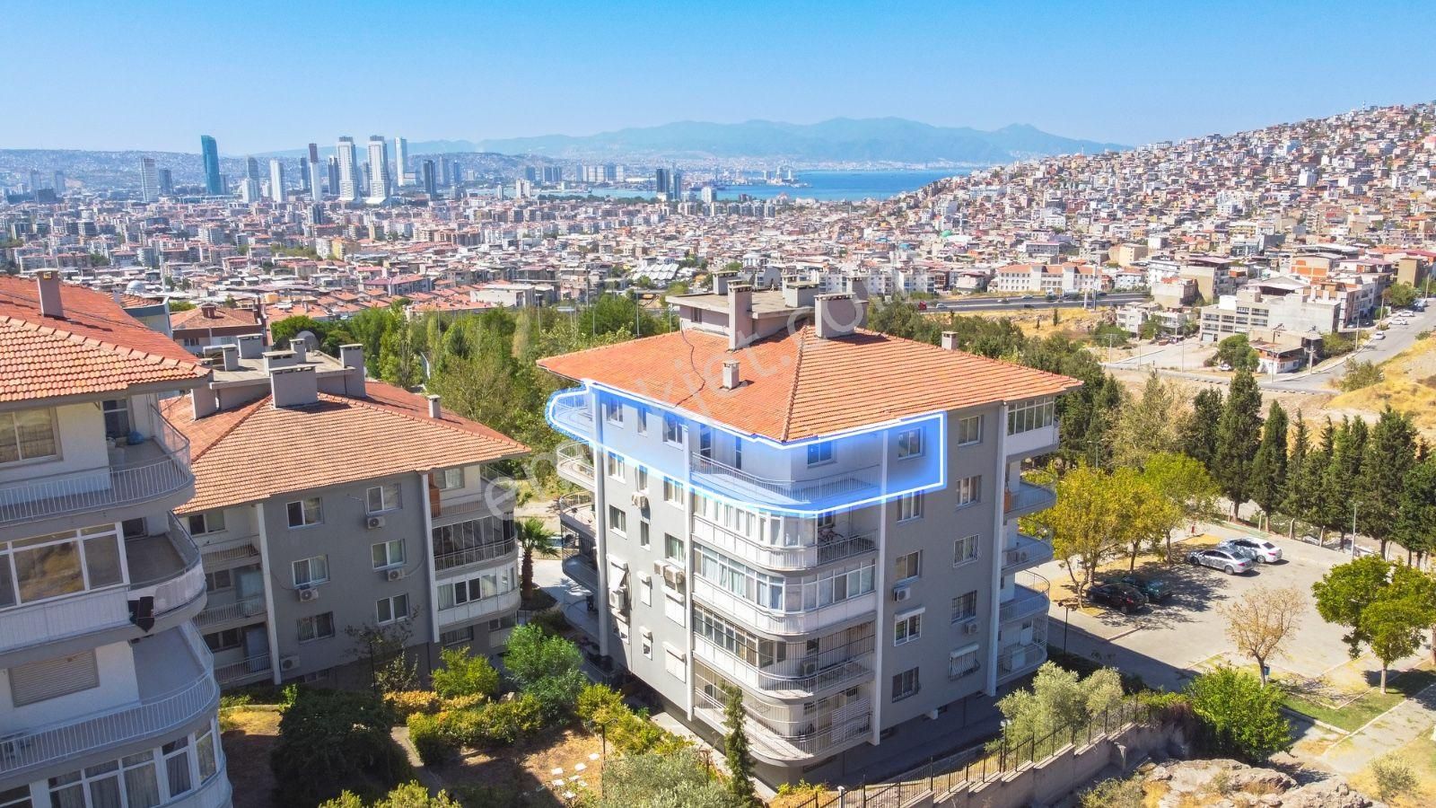 Bornova Atatürk Mahallesinde Deniz Manzaralı 3+1 Satılık Daire - Görsel 3