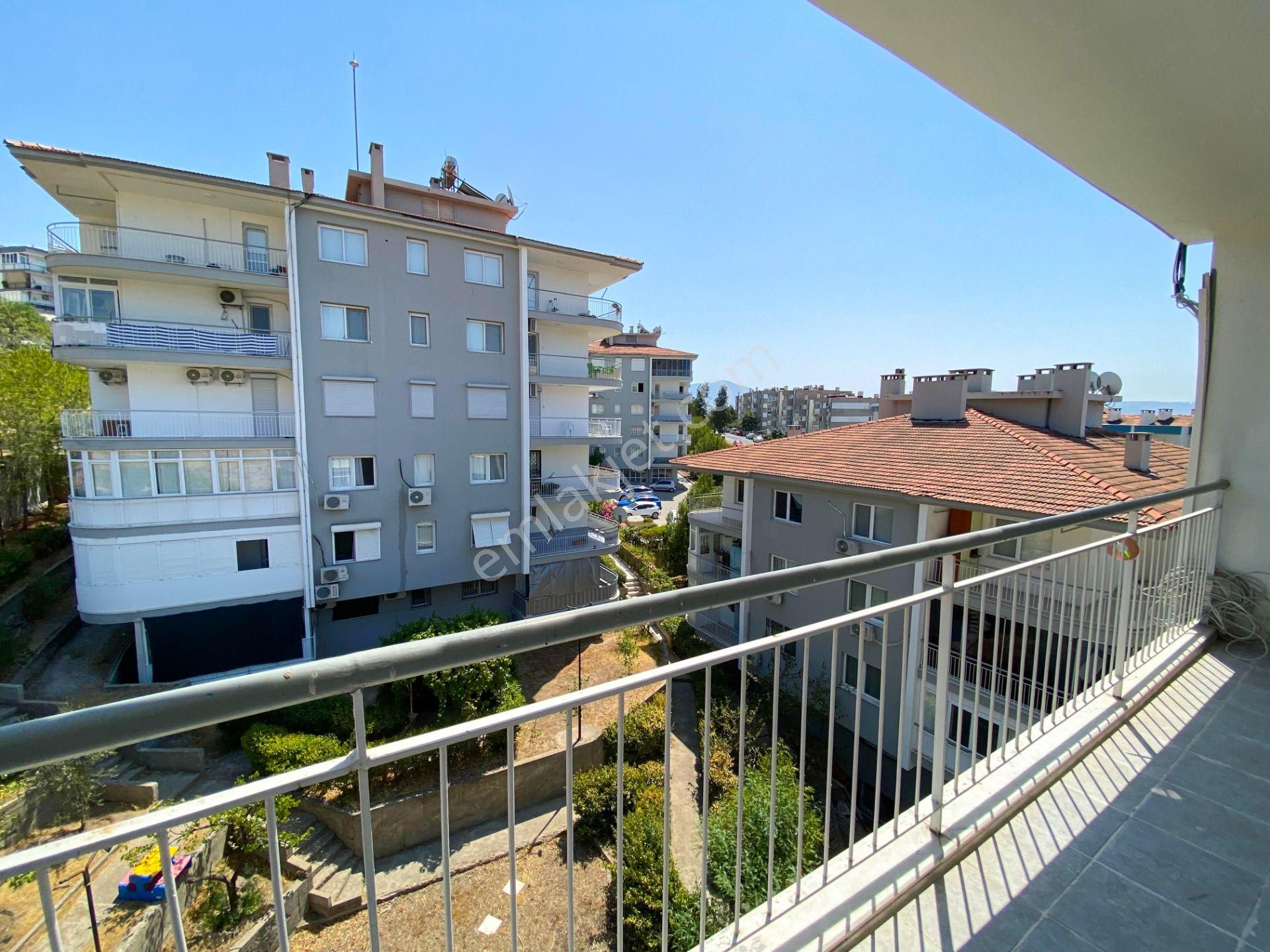 Bornova Atatürk Mahallesinde Deniz Manzaralı 3+1 Satılık Daire - Görsel 27