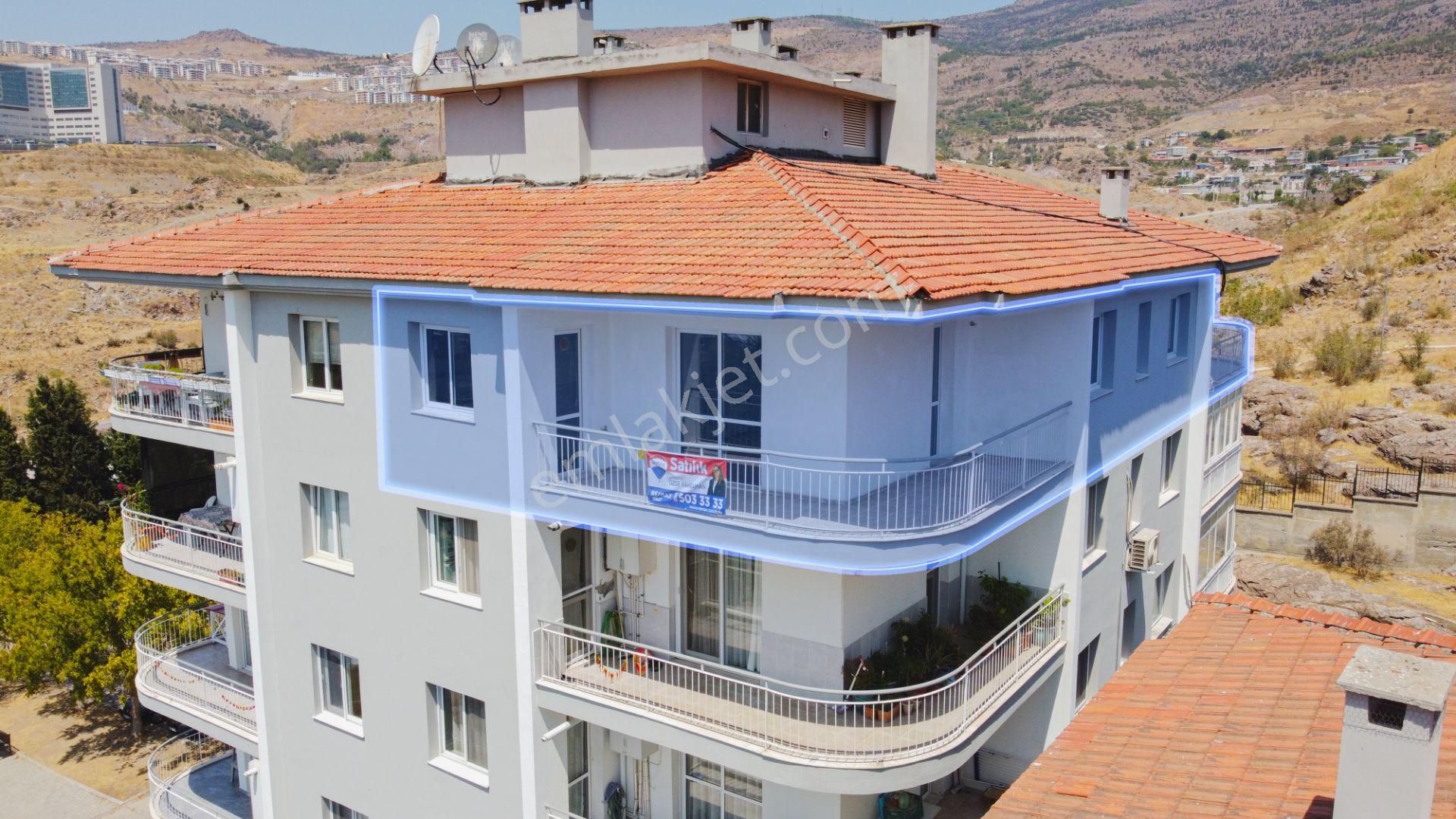 Bornova Atatürk Mahallesinde Deniz Manzaralı 3+1 Satılık Daire - Görsel 8