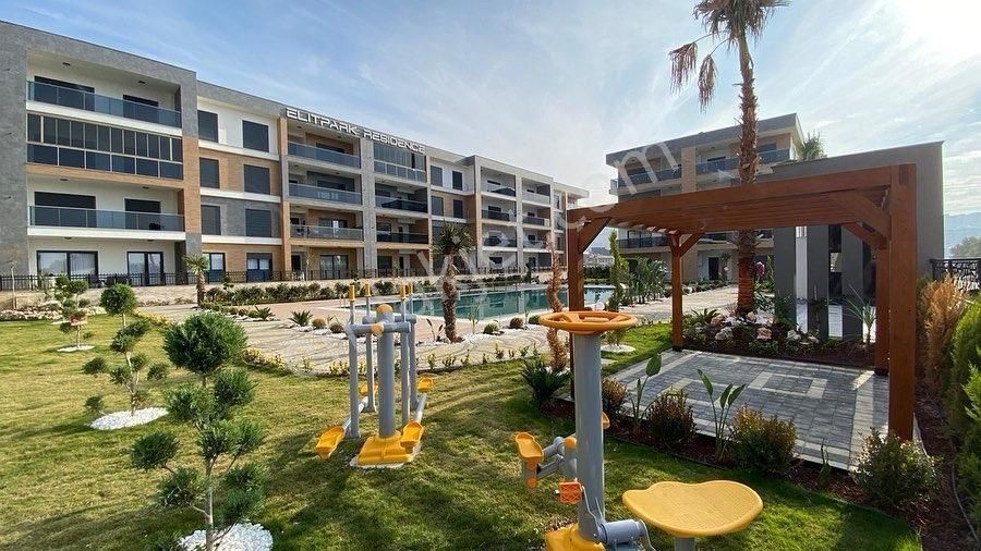 Kuşadası Otogar Arkasın'da 3+1 Sıfır Satılık Daire - Görsel 17