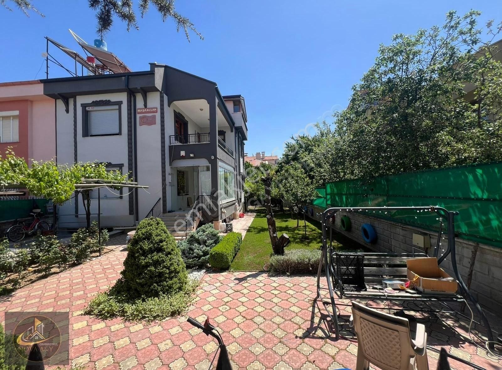 Nova A&y'den Sille Ak Mah.'de 6+1 500m Arsa İçinde Satılık Villa