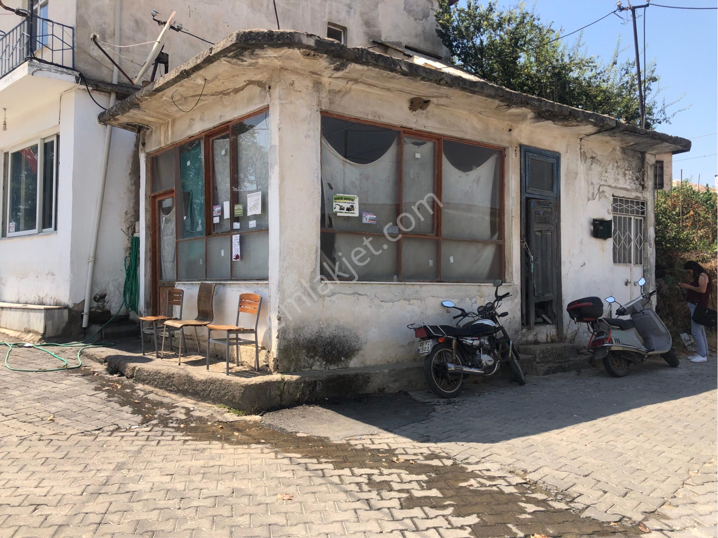 Muğla Yatağan Bencik Merkez'de 33 M² Kargir Dükkan Ve Arsası !!!