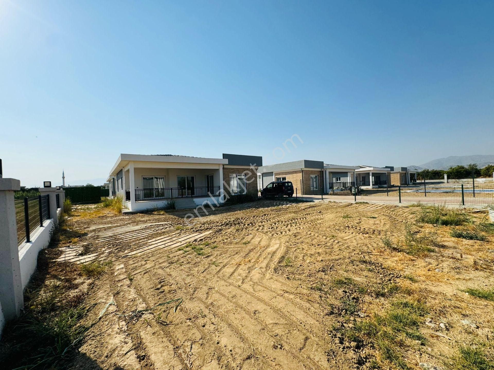 📣 📣 Fırsatt!! Sevindikli Mahallesinde 3+1 Satılık Villa 📣 📣 - Görsel 29