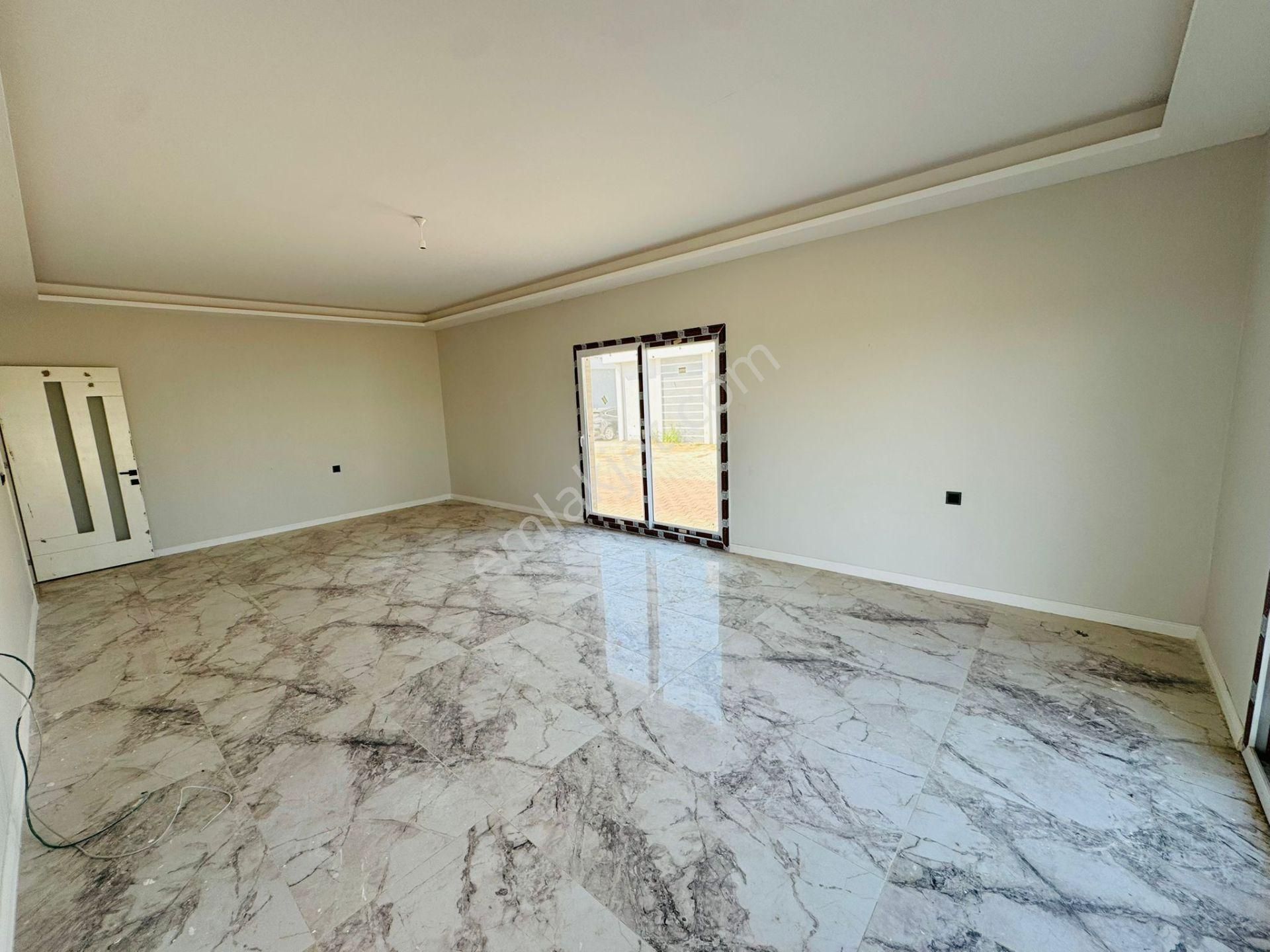 📣 📣 Fırsatt!! Sevindikli Mahallesinde 3+1 Satılık Villa 📣 📣