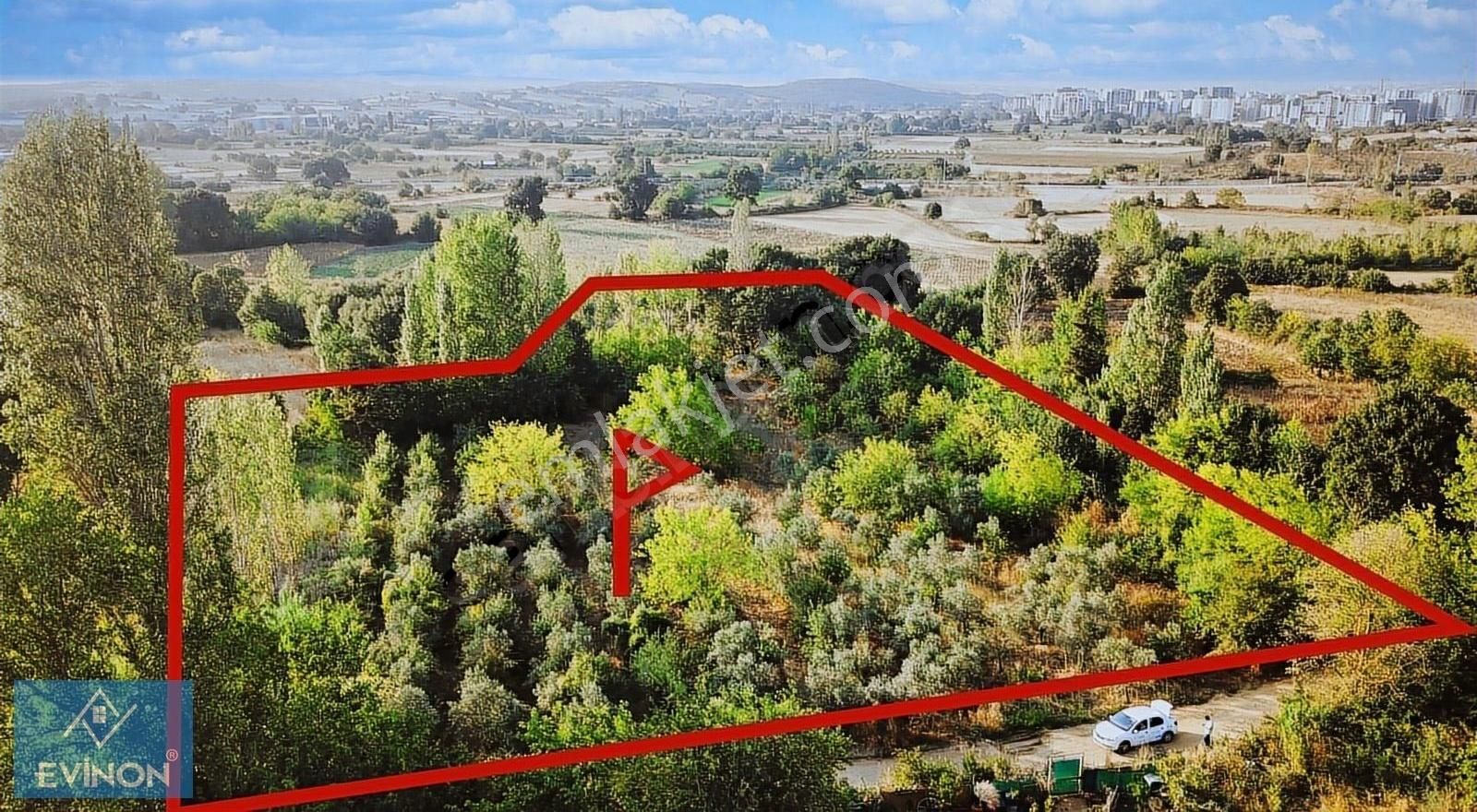 Hasanağada İmar Sınırında Kadastro Yolu Mevcut Yatırımlık Arsa