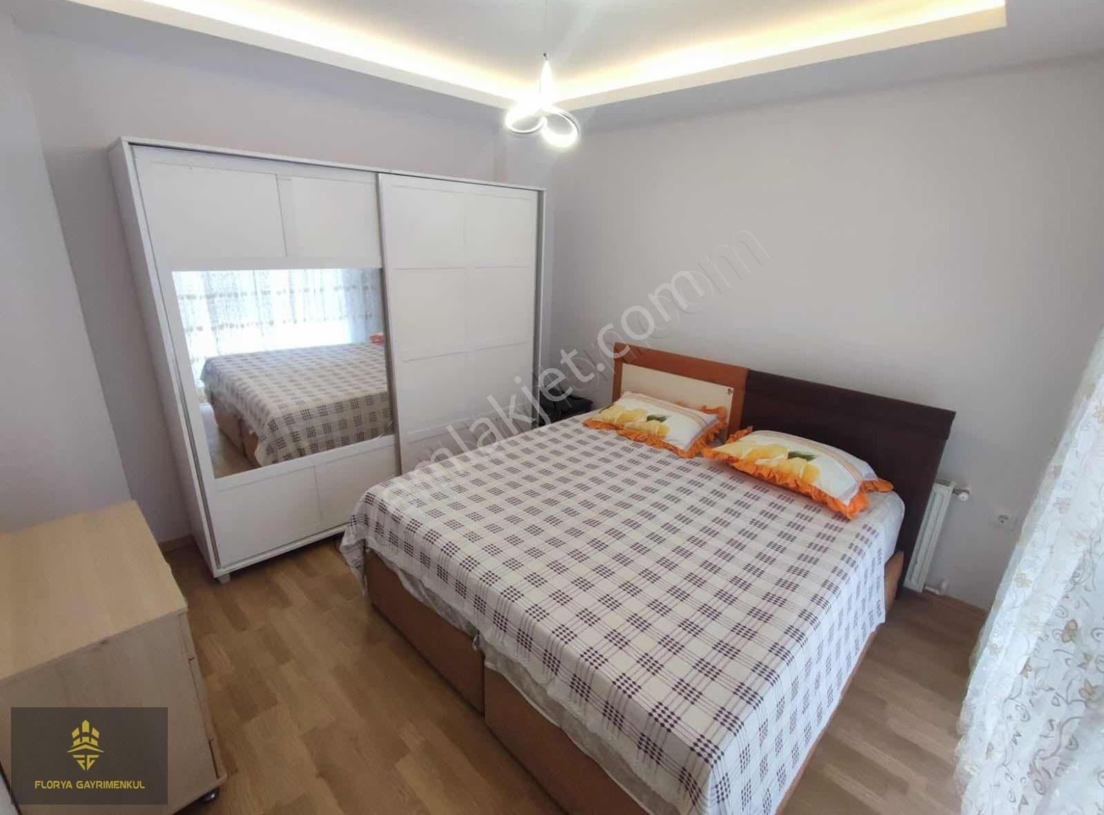 Şehrin Merkezinde Büyük Teraslı Ve Full Eşyalı Sıfır 1+1