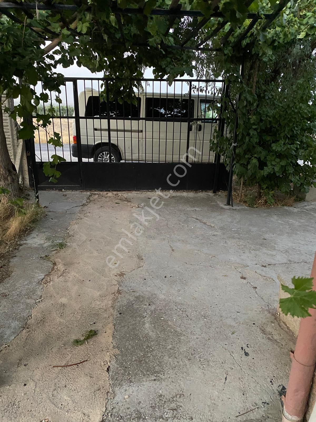 Gödene De Satılık 464 M2 İmarlı Arsa İçi Full Yapılı - Görsel 5